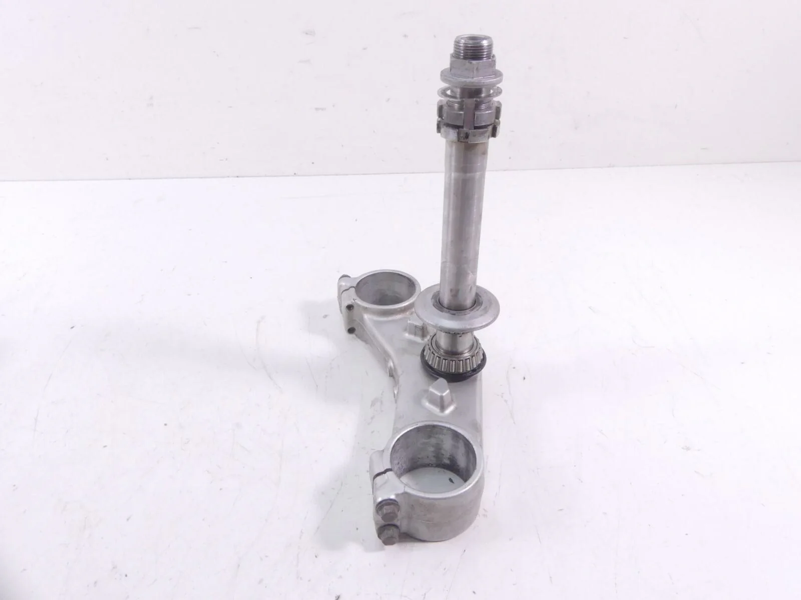 2012 Yamaha XT1200 Super Tenere Lower Triple Tree Yoke 57mm 23P-23340-00-00 - Image 2