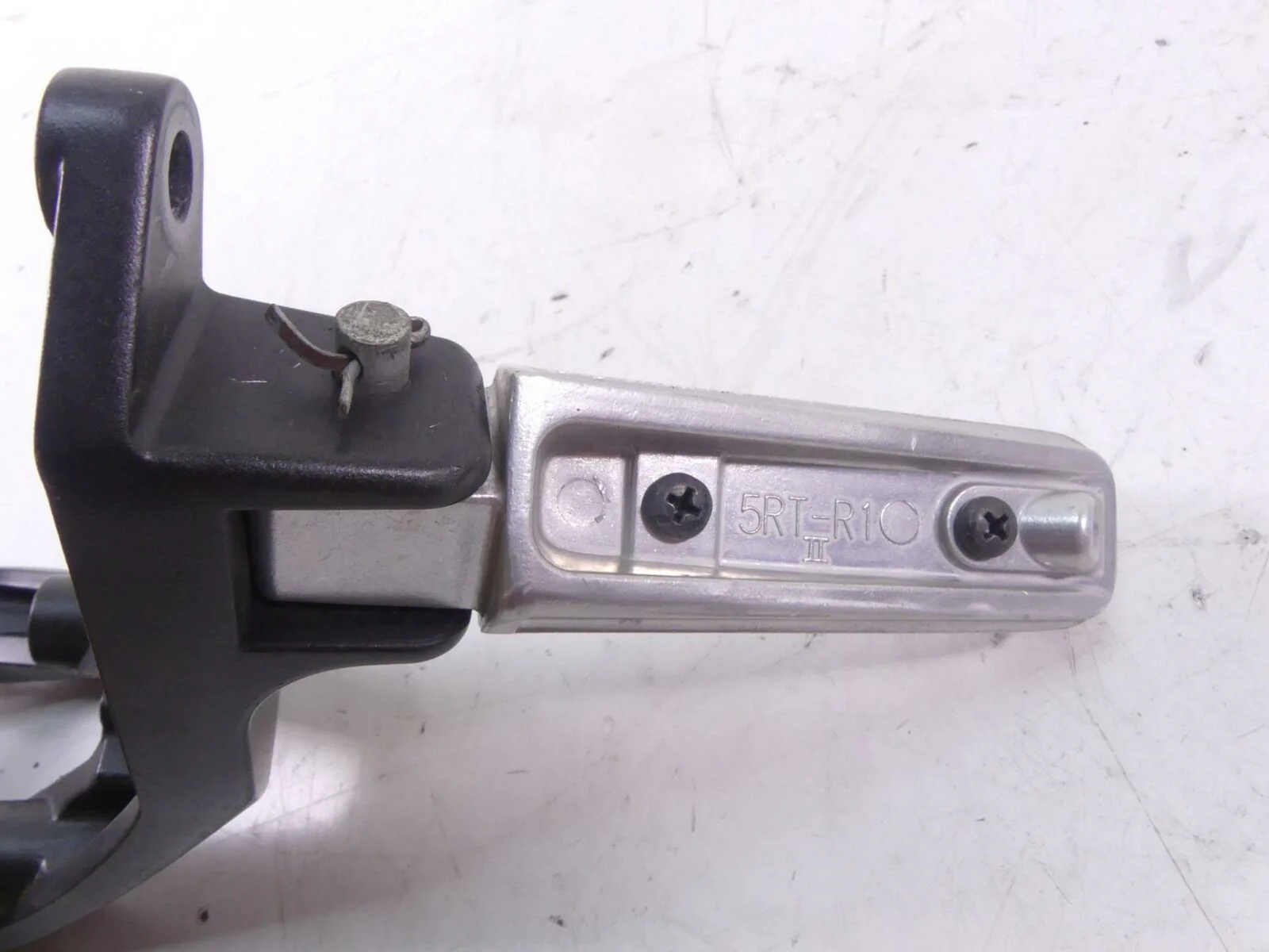 2012 Yamaha XT1200 Super Tenere Passenger Footpeg Foot Peg Set 23P-27440-00-00 - Image 12