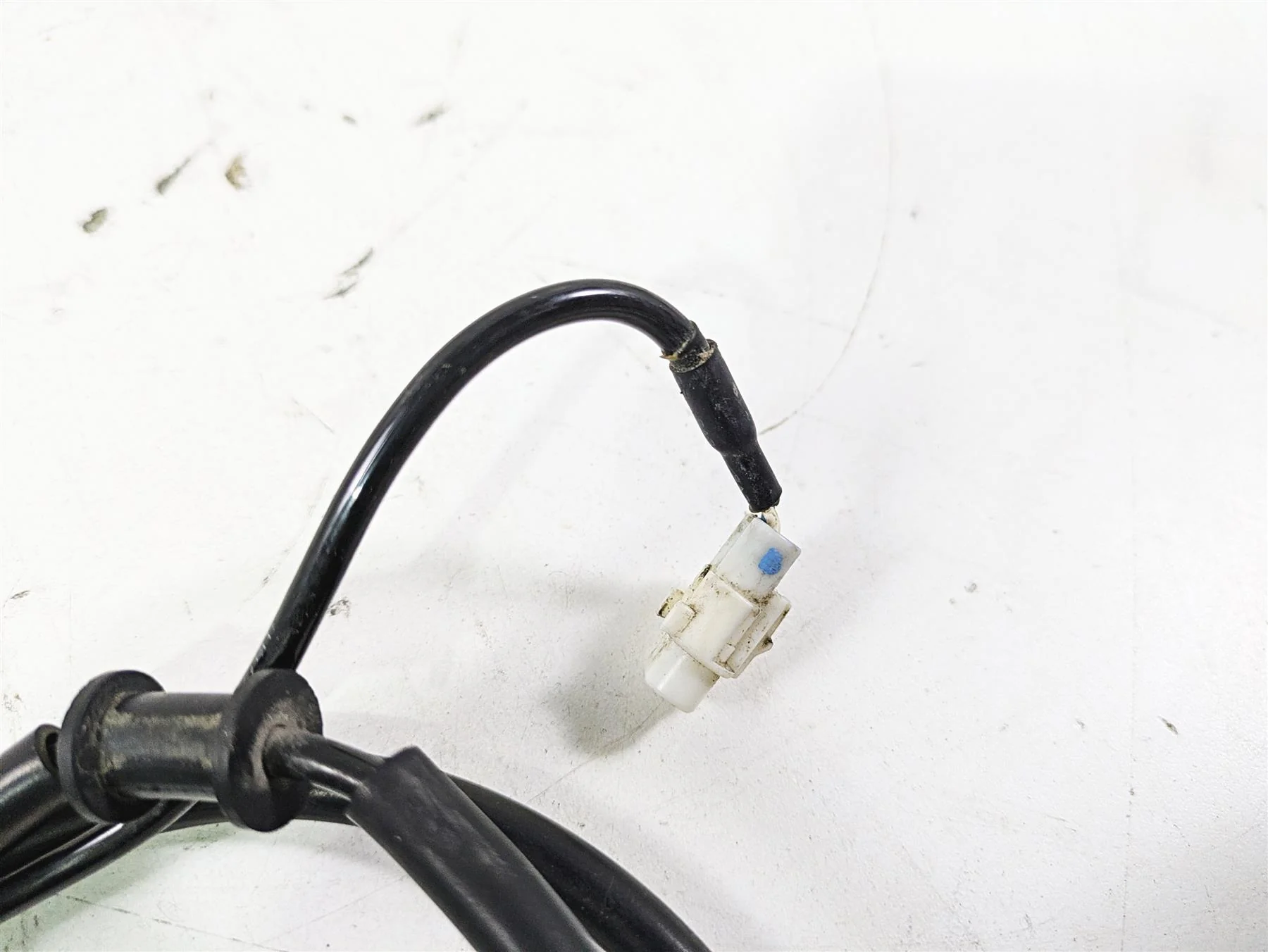 2012 Yamaha XT1200 Super Tenere Rear Abs Brake Wheel Speed Sensor 23P-85980-00 - Image 10