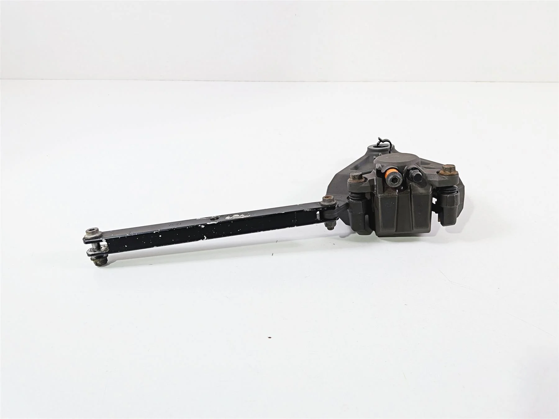 2012 Yamaha XT1200 Super Tenere Rear Brake Caliper & Bracket 23P-2580W-00-00 - Image 4