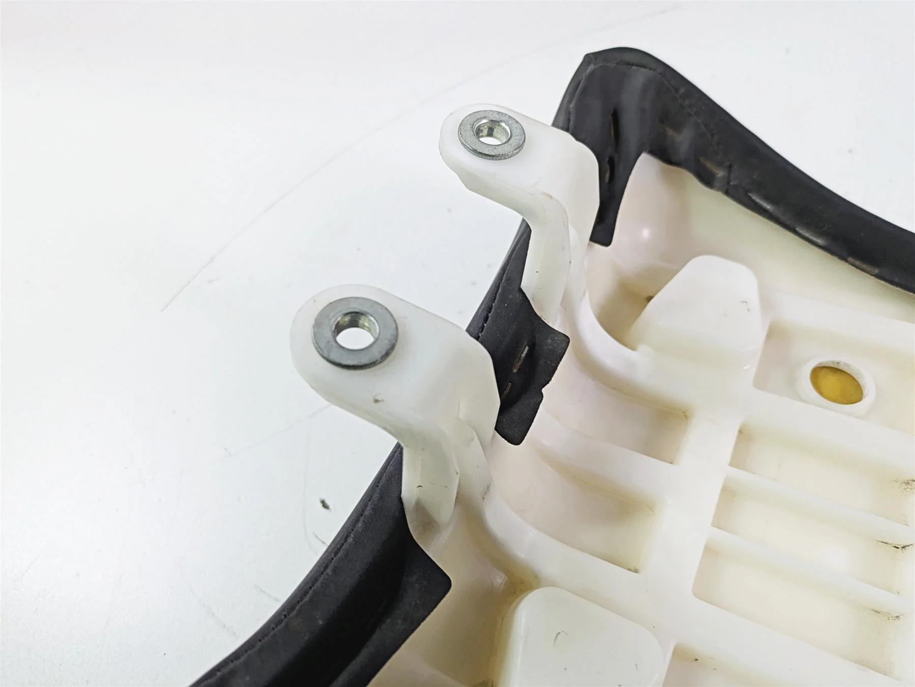 2012 Yamaha XT1200 Super Tenere Rear Seat Saddle 23P-24710-10-00 23P-24710-11-00 - Image 9