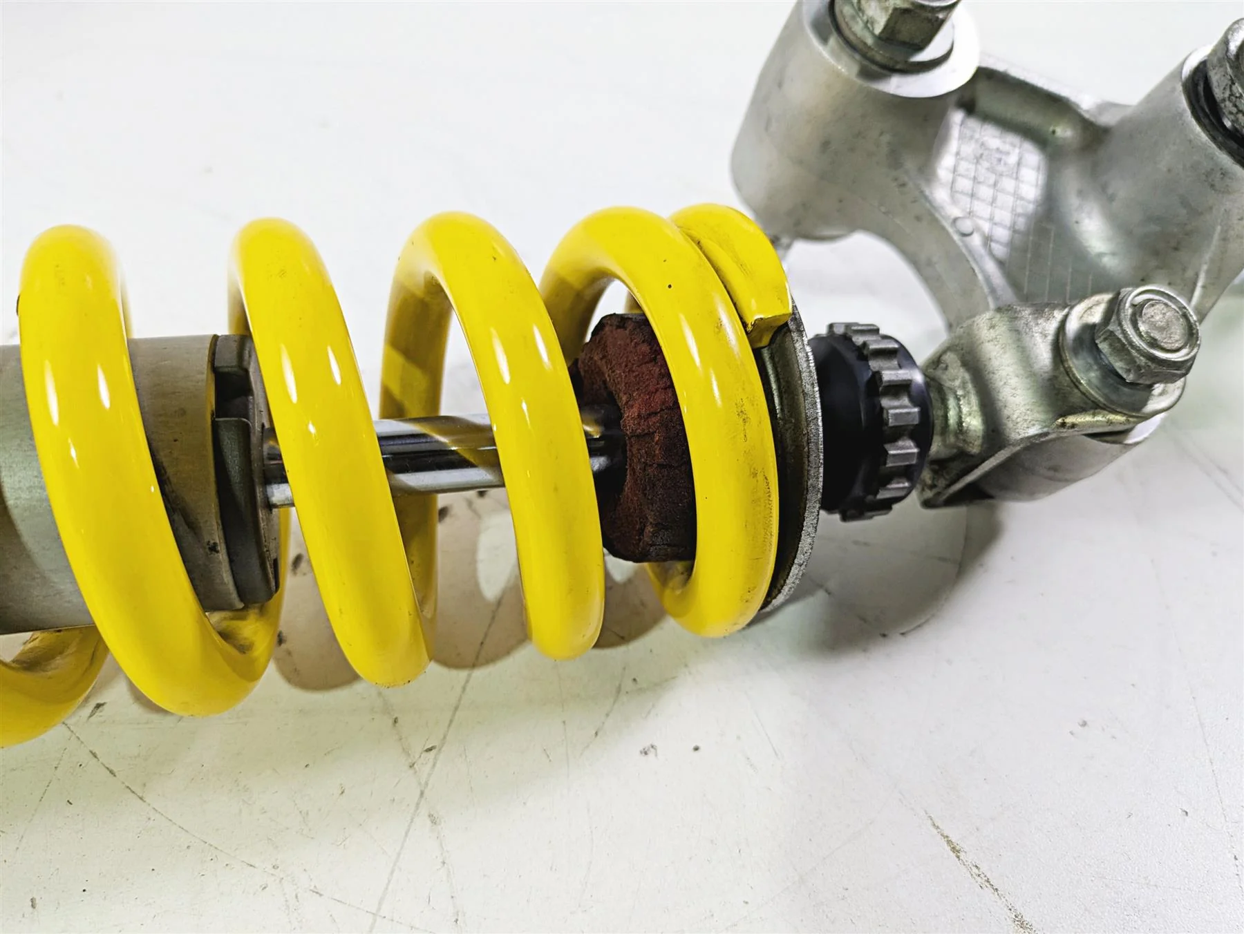 2012 Yamaha XT1200 Super Tenere Rear Shock Suspension Damper 23P-22210-40-00 - Image 8