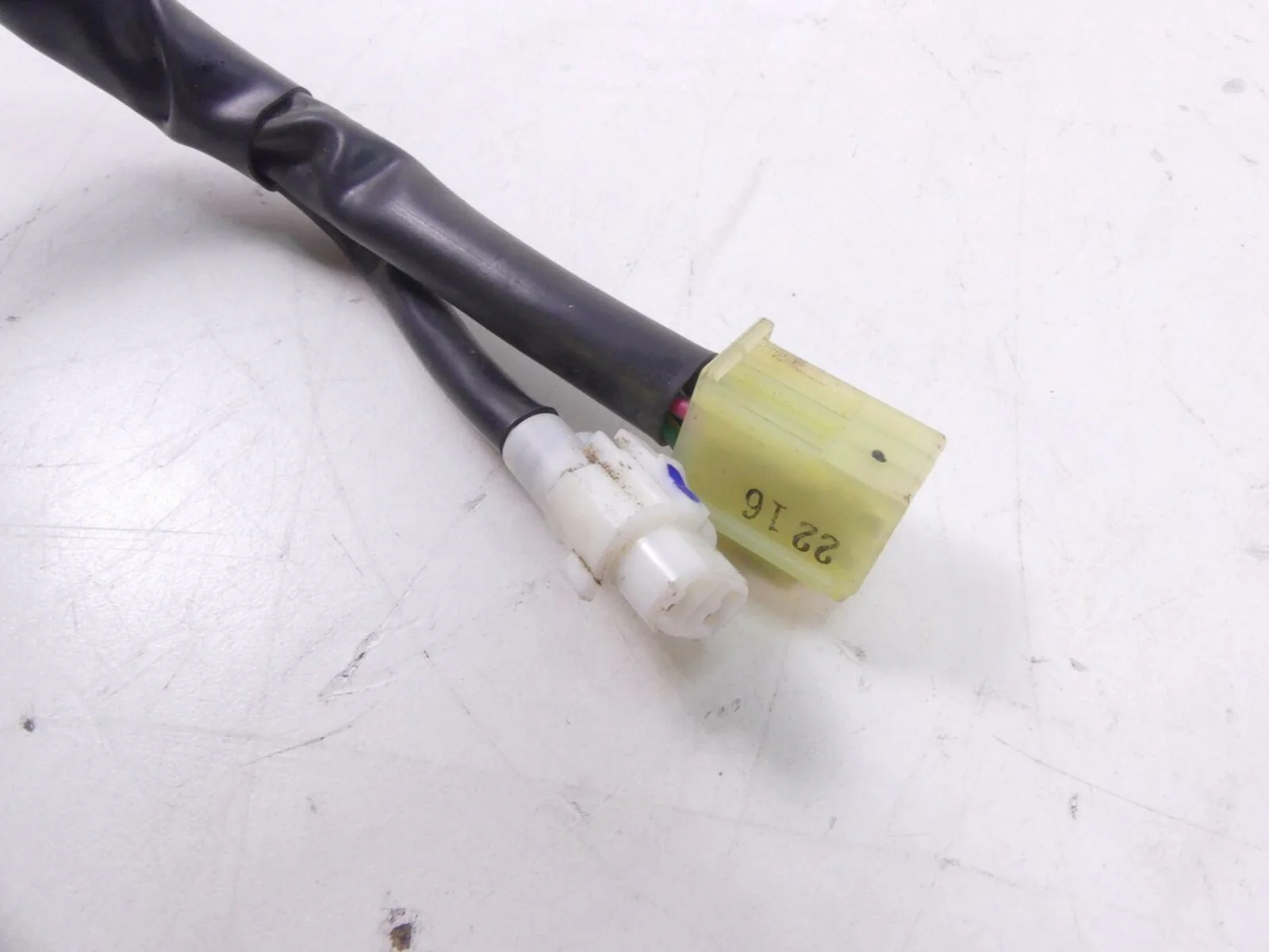 2012 Yamaha XT1200 Super Tenere Right Control Switch Start Kill Mode 23P-83963-0 - Image 7
