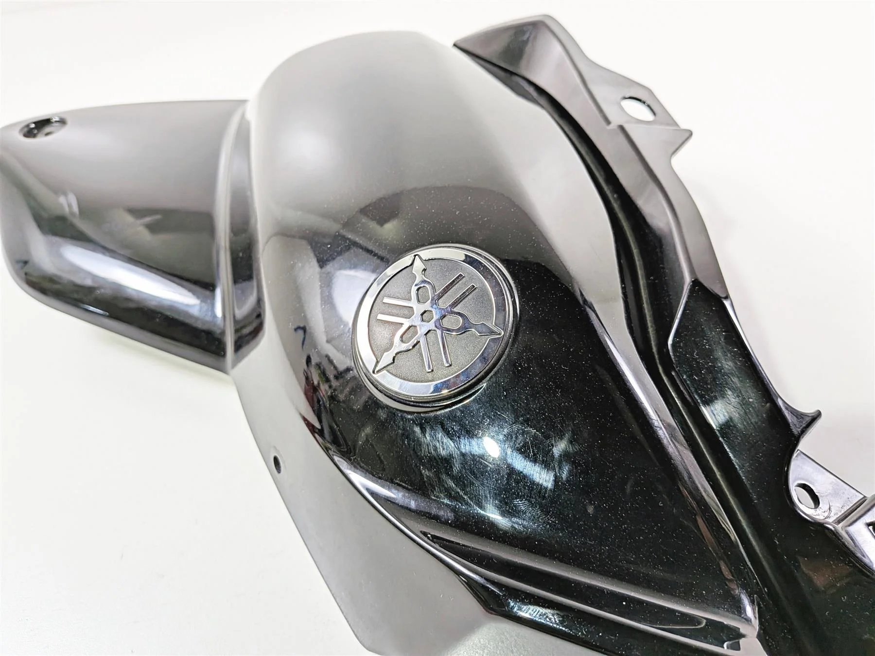 2012 Yamaha XT1200 Super Tenere Right Upper Tank Fairing Cover Set 23P-2842N-00 - Image 10