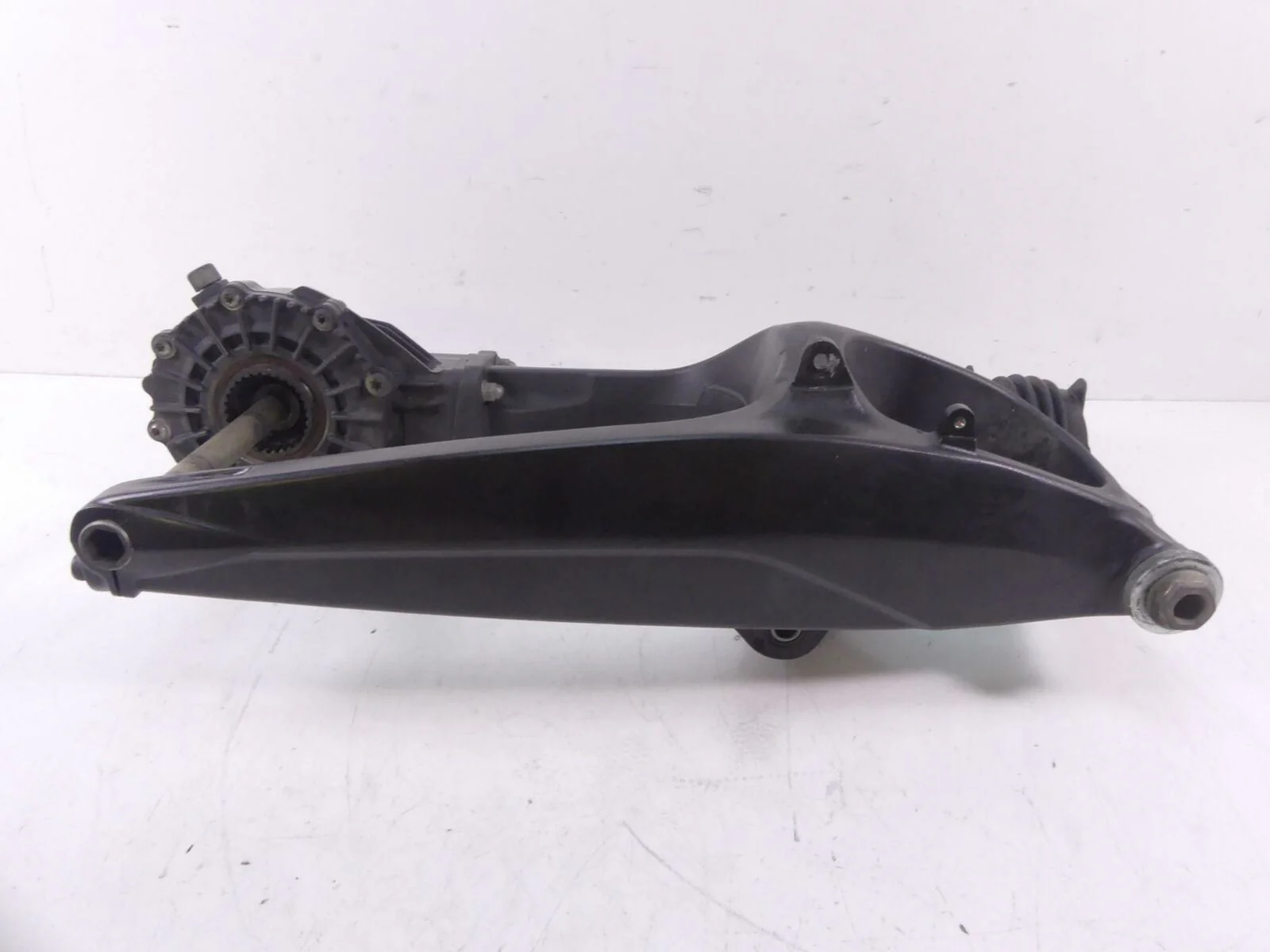 2012 Yamaha XT1200 Super Tenere Swingarm Differential Drive Shaft 23P-46101-00 - Image 2