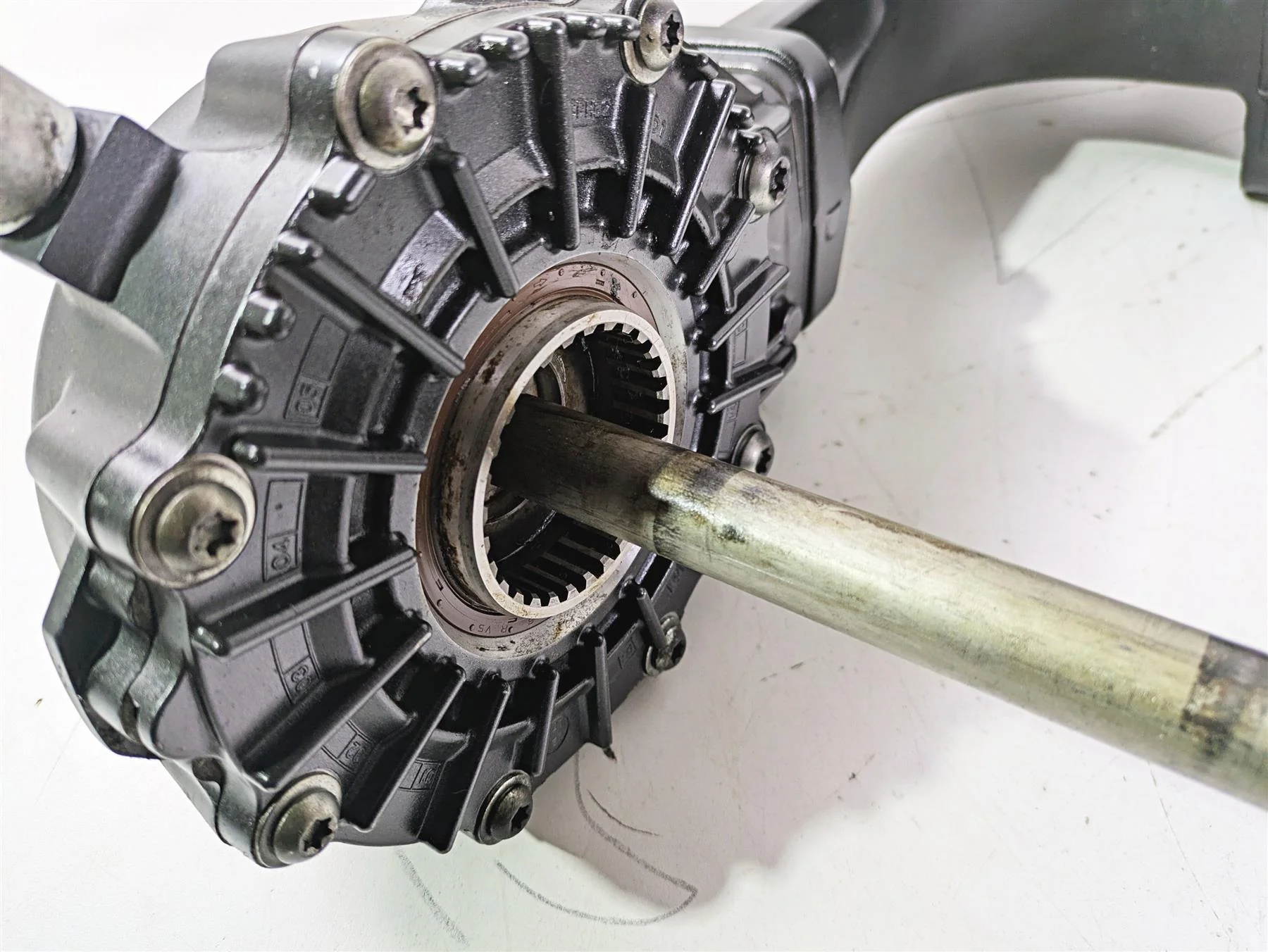 2012 Yamaha XT1200 Super Tenere Swingarm Differential Drive Shaft 23P-46101-00 - Image 6