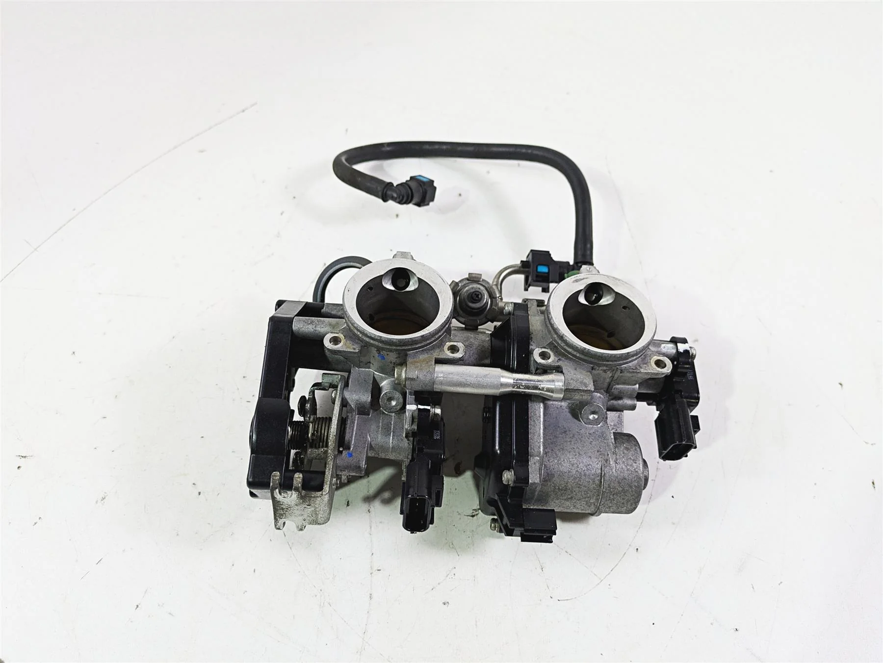 2012 Yamaha XT1200 Super Tenere Throttle Body Bodies 23P-13750-00-00