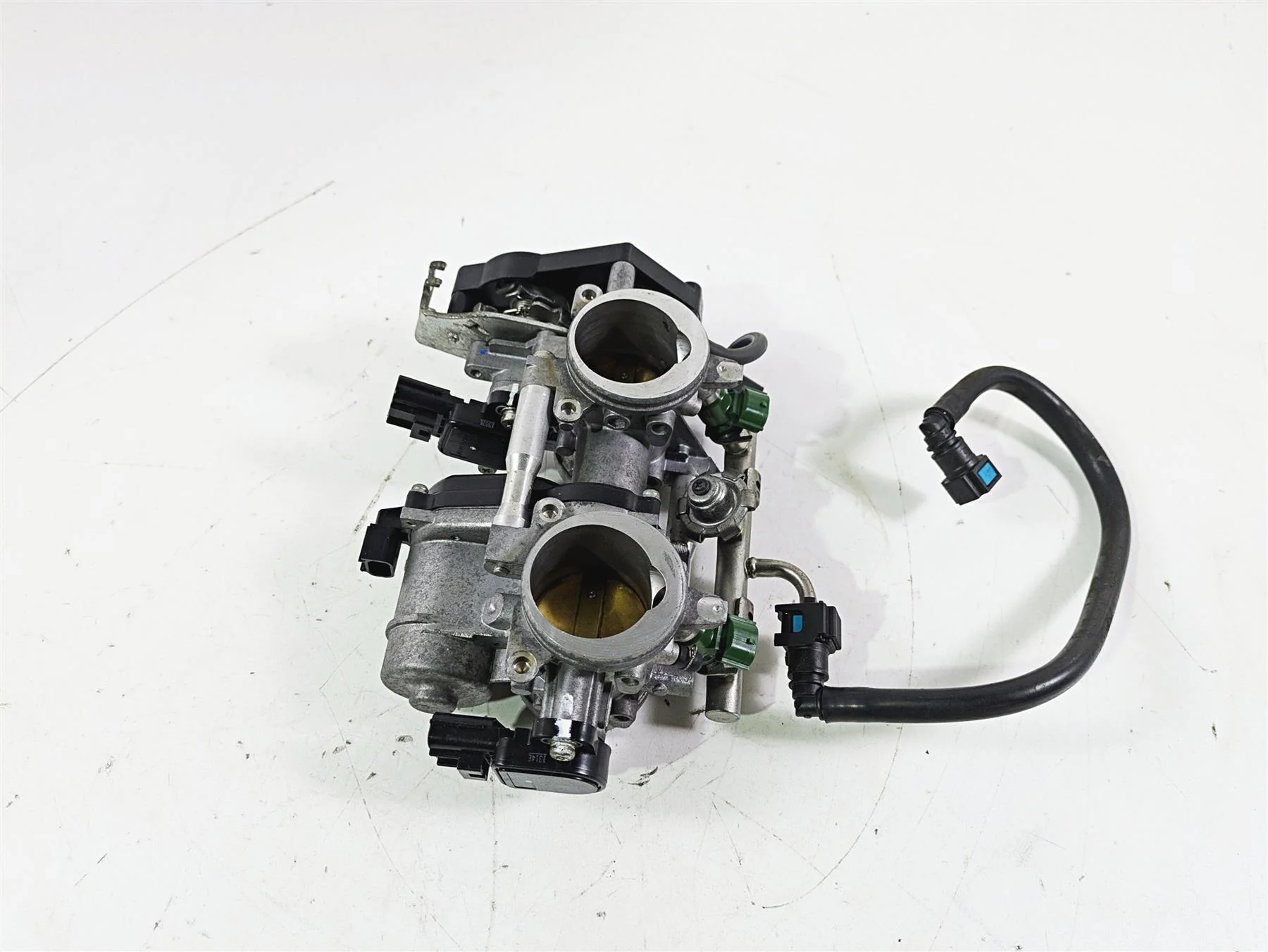 2012 Yamaha XT1200 Super Tenere Throttle Body Bodies 23P-13750-00-00 - Image 2