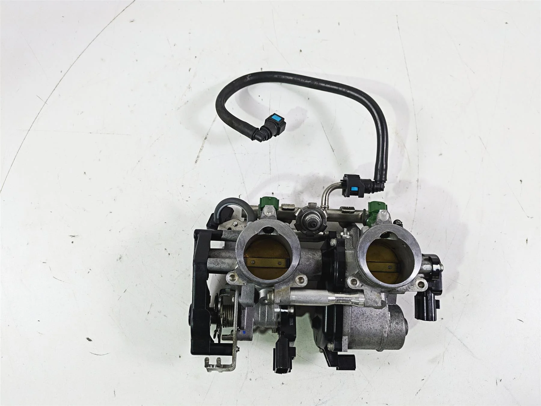 2012 Yamaha XT1200 Super Tenere Throttle Body Bodies 23P-13750-00-00 - Image 5
