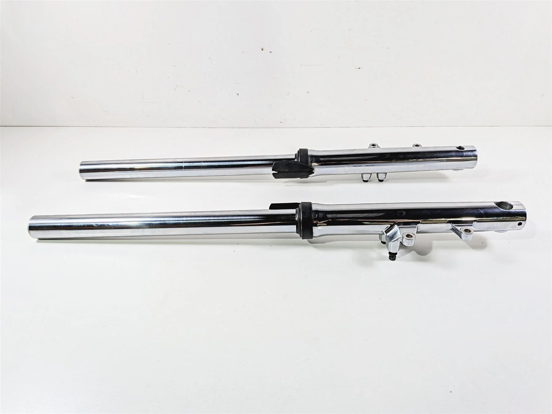 2012 Yamaha XV1900 Raider S Front Fork Leg Set 5C7-23102-00-00 5C7-23103-00-00