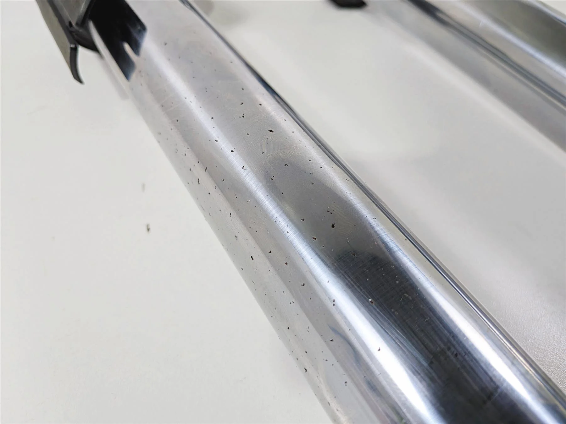 2012 Yamaha XV1900 Raider S Front Fork Leg Set 5C7-23102-00-00 5C7-23103-00-00 - Image 5