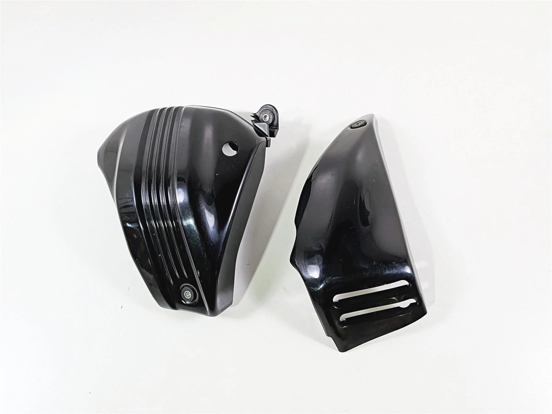 2012 Yamaha XV1900 Raider S Lower Side Covers 1D7-21711-00-P1 5C7-17471-00-P3 - Image 2
