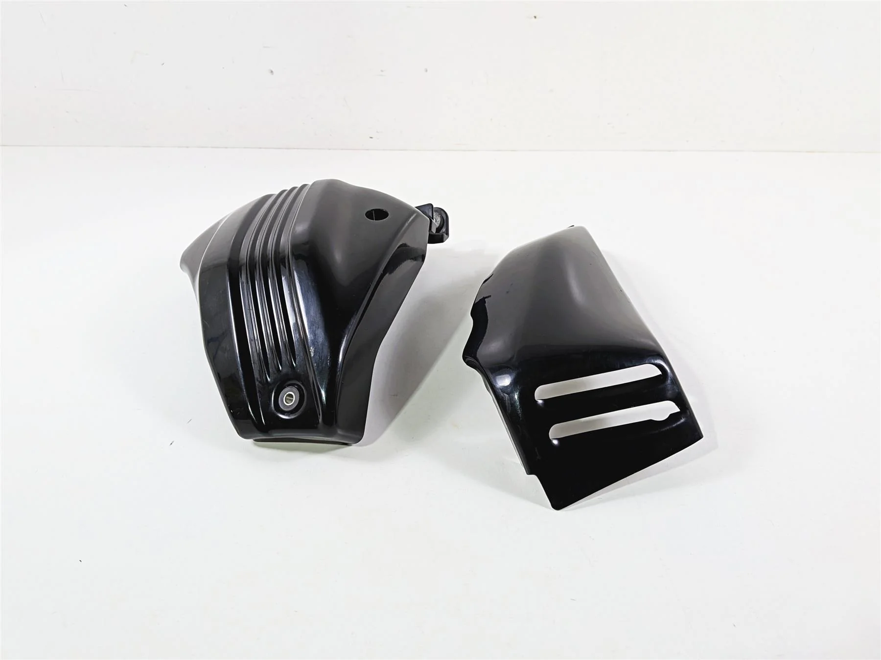 2012 Yamaha XV1900 Raider S Lower Side Covers 1D7-21711-00-P1 5C7-17471-00-P3 - Image 3