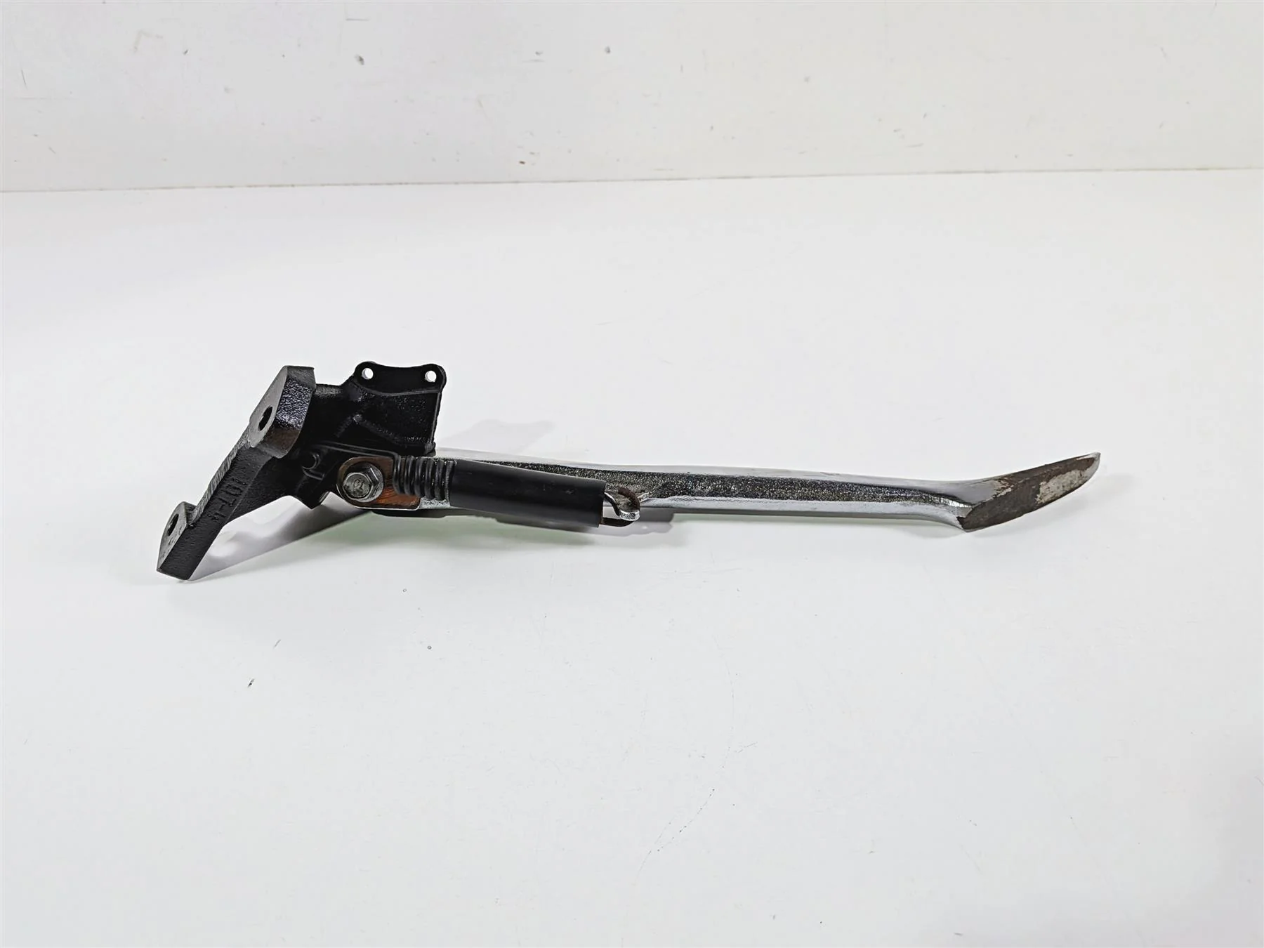 2012 Yamaha XV1900 Raider S Side Kickstand Kick Stand & Mount 1D7-27311-00-00 - Image 11