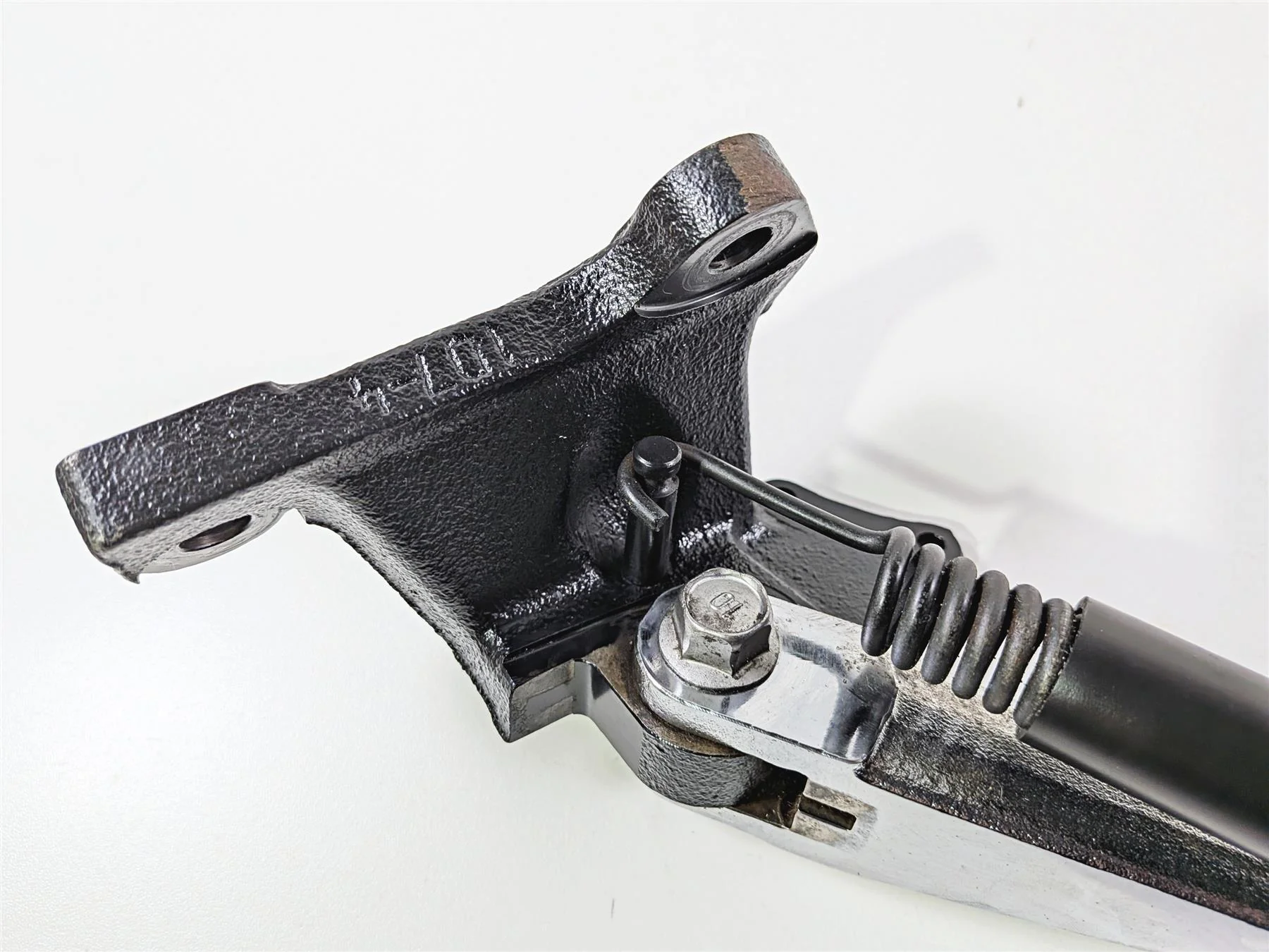 2012 Yamaha XV1900 Raider S Side Kickstand Kick Stand & Mount 1D7-27311-00-00 - Image 7