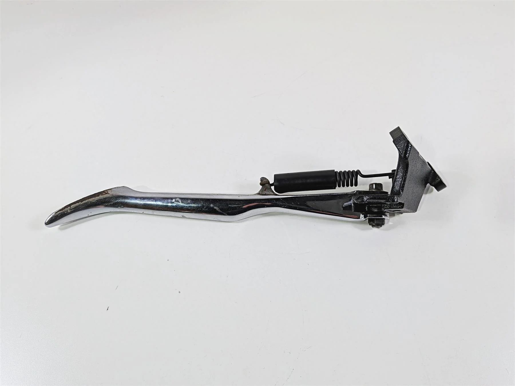 2012 Yamaha XV1900 Raider S Side Kickstand Kick Stand & Mount 1D7-27311-00-00 - Image 8