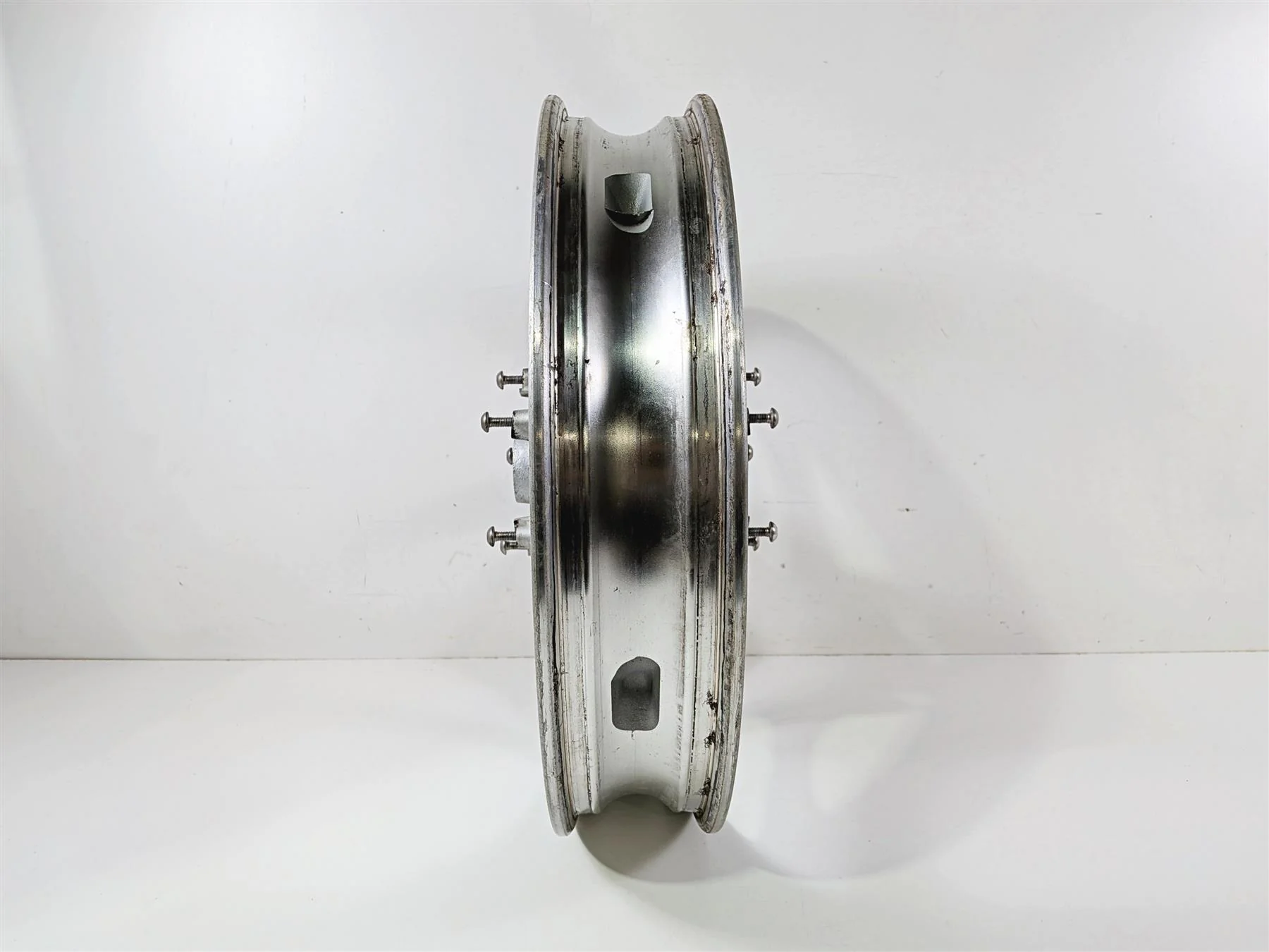 2012 Yamaha XV1900 Raider S Straight Front Wheel Rim 21x3.5 5C7-25168-01-35 - Image 3