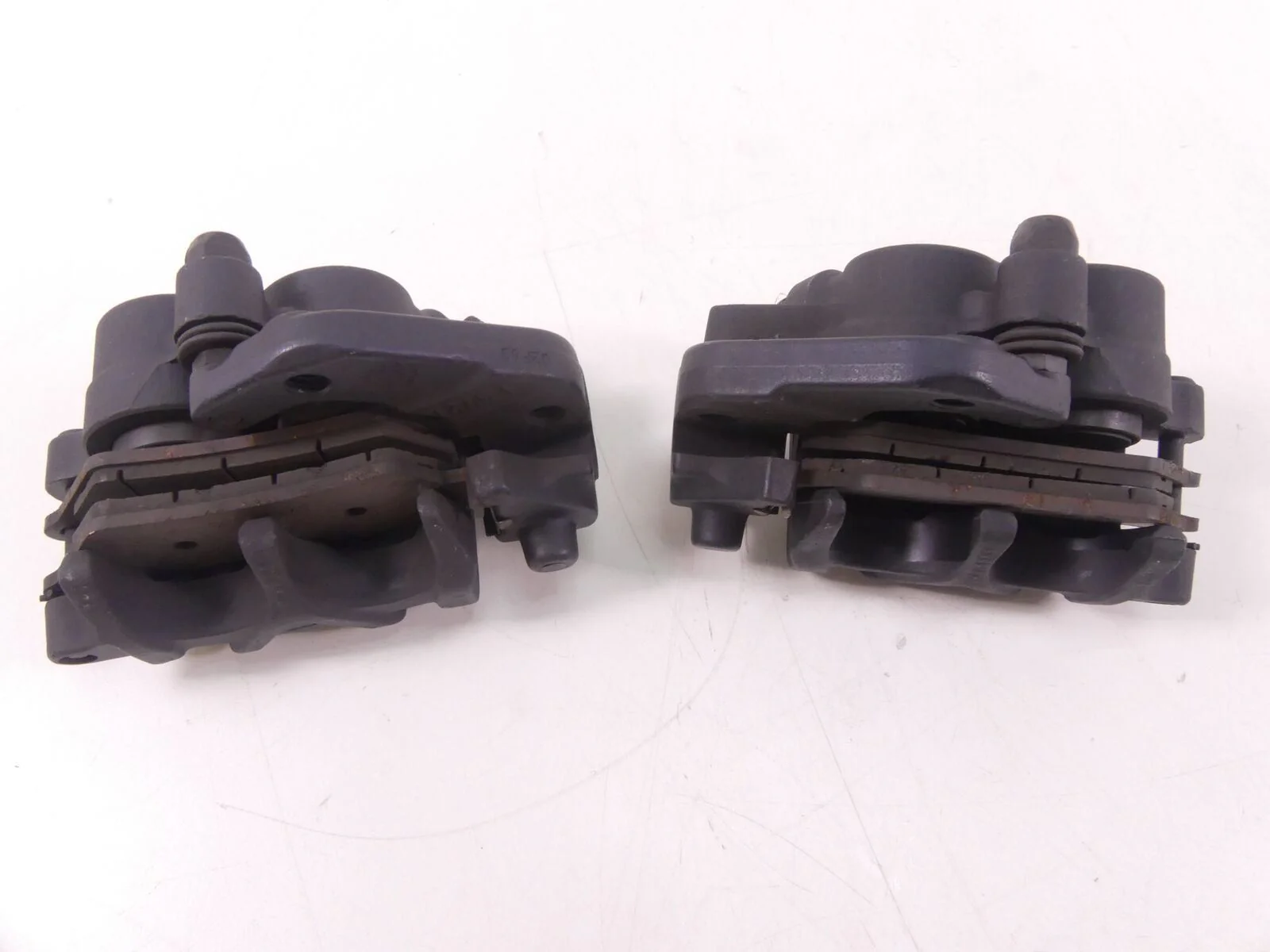 2013 BMW F800GS K72 Front Brembo Brake Caliper Set 34117716715 34117716716 - Image 4
