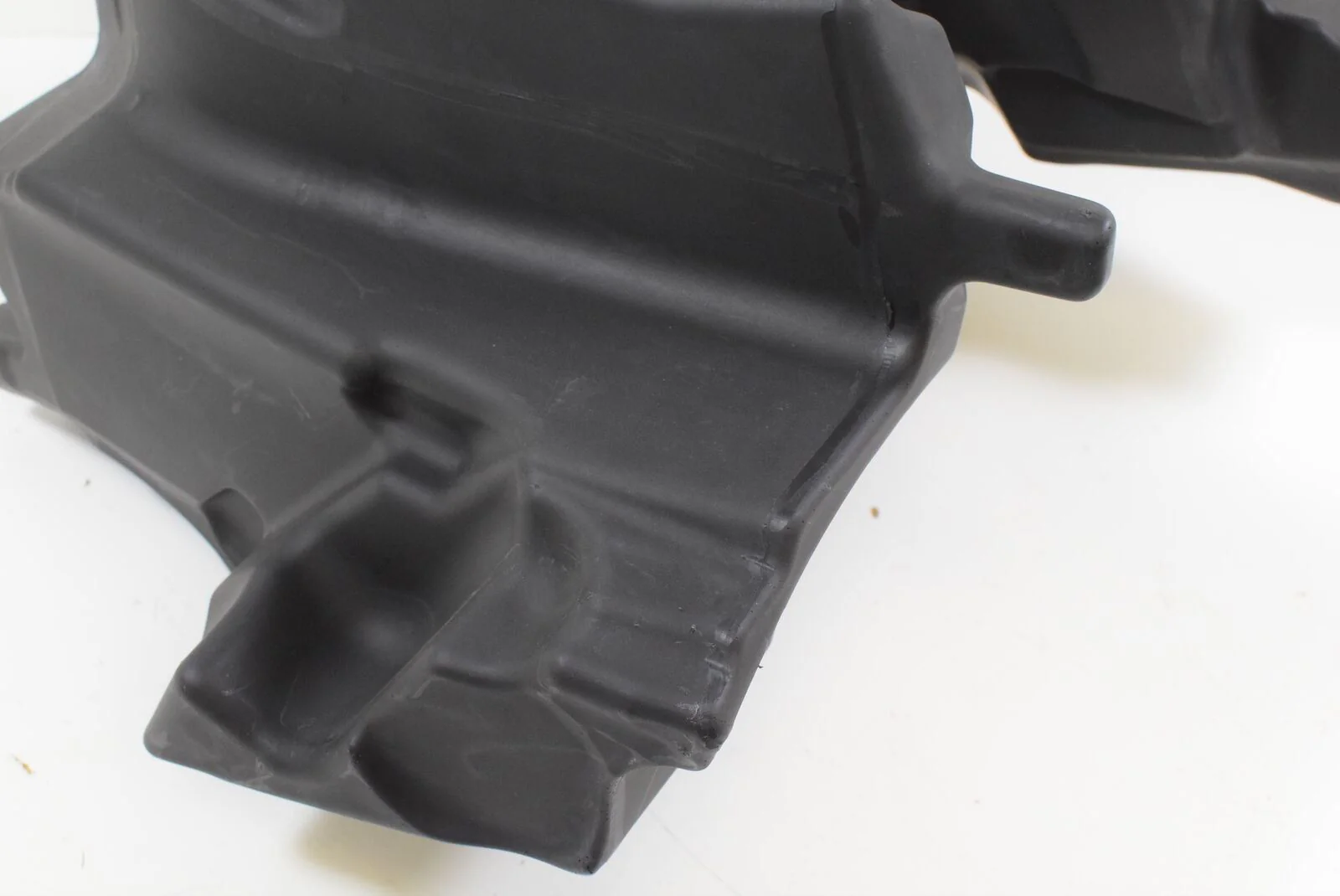 2013 BMW K1600GT K1600 GT K48 Fuel Gas Petrol Tank Reservoir 16117727351 - Image 11