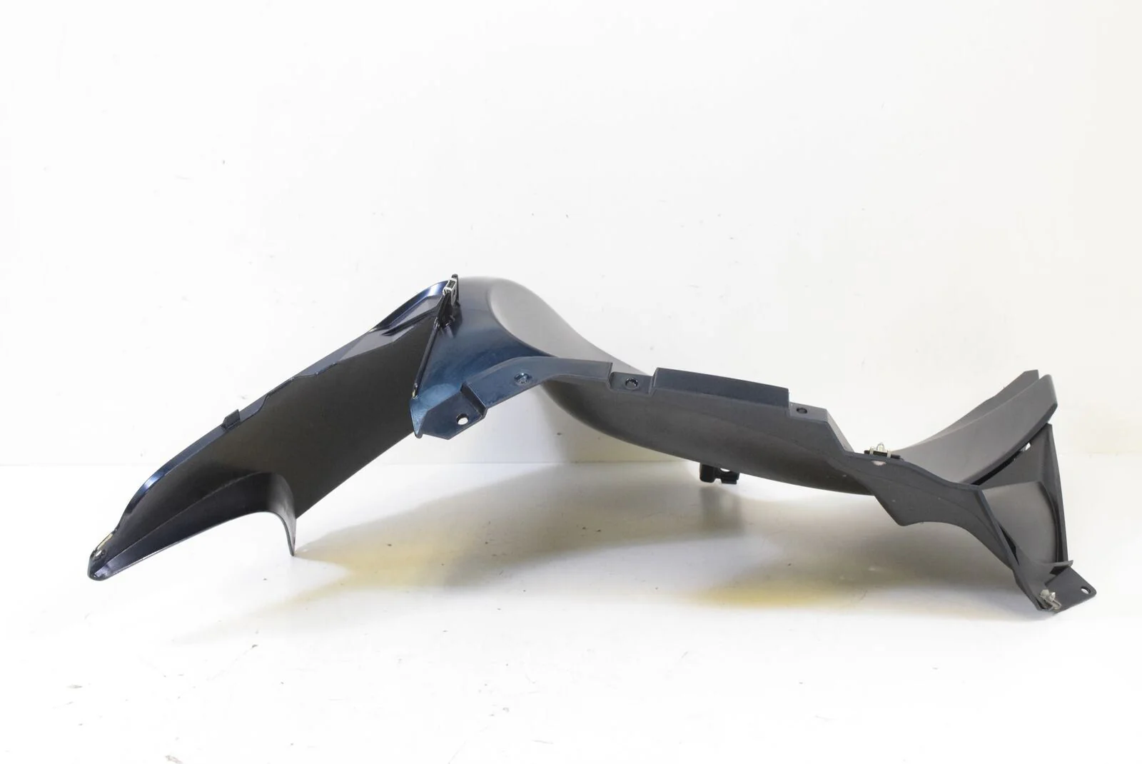 2013 BMW R1200 RT K26 Main Left Tank Fairing Cover Midnightblue 46637681055 - Image 4
