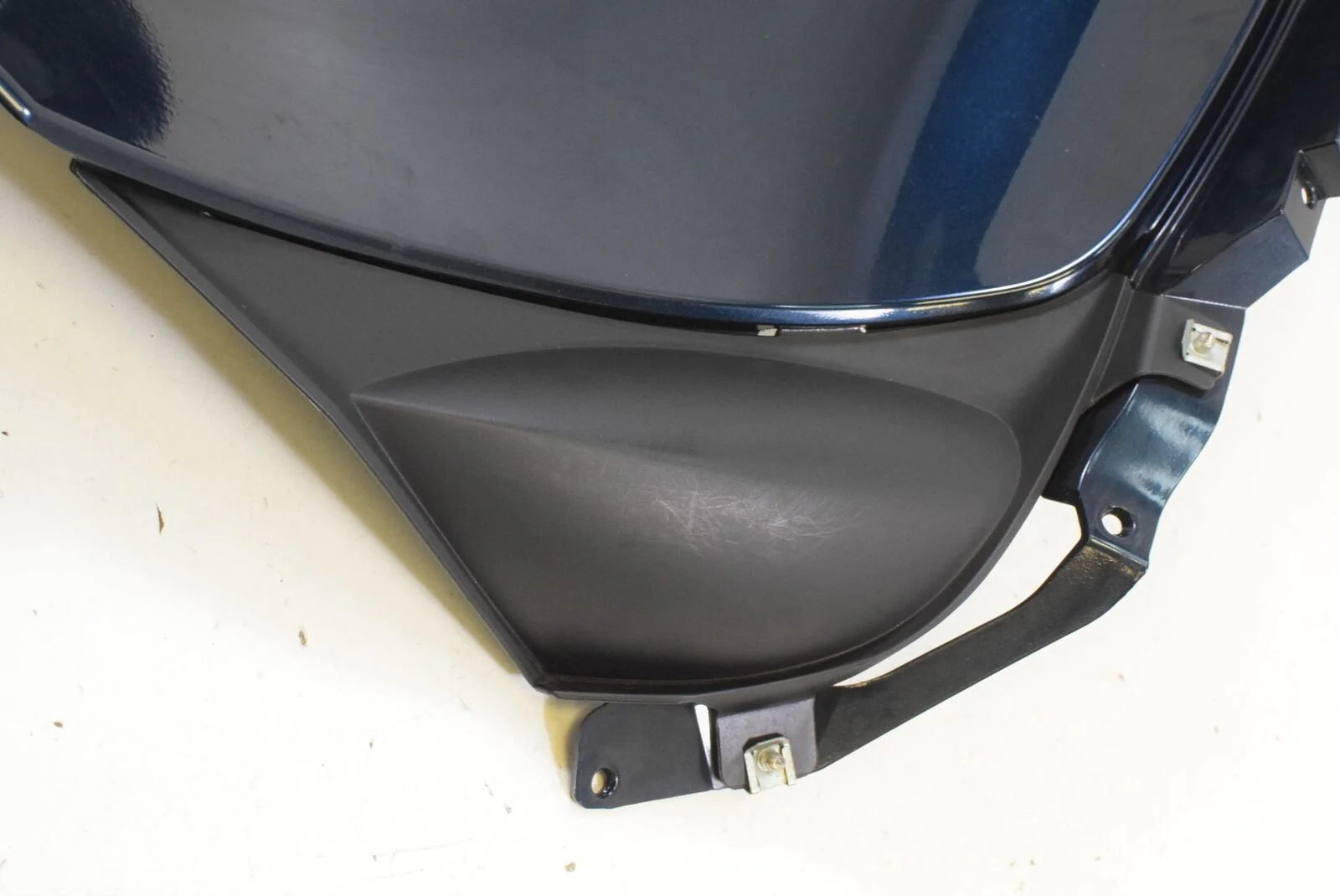 2013 BMW R1200 RT K26 Main Right Tank Fairing Cover Midnightblue 46637681056 - Image 5