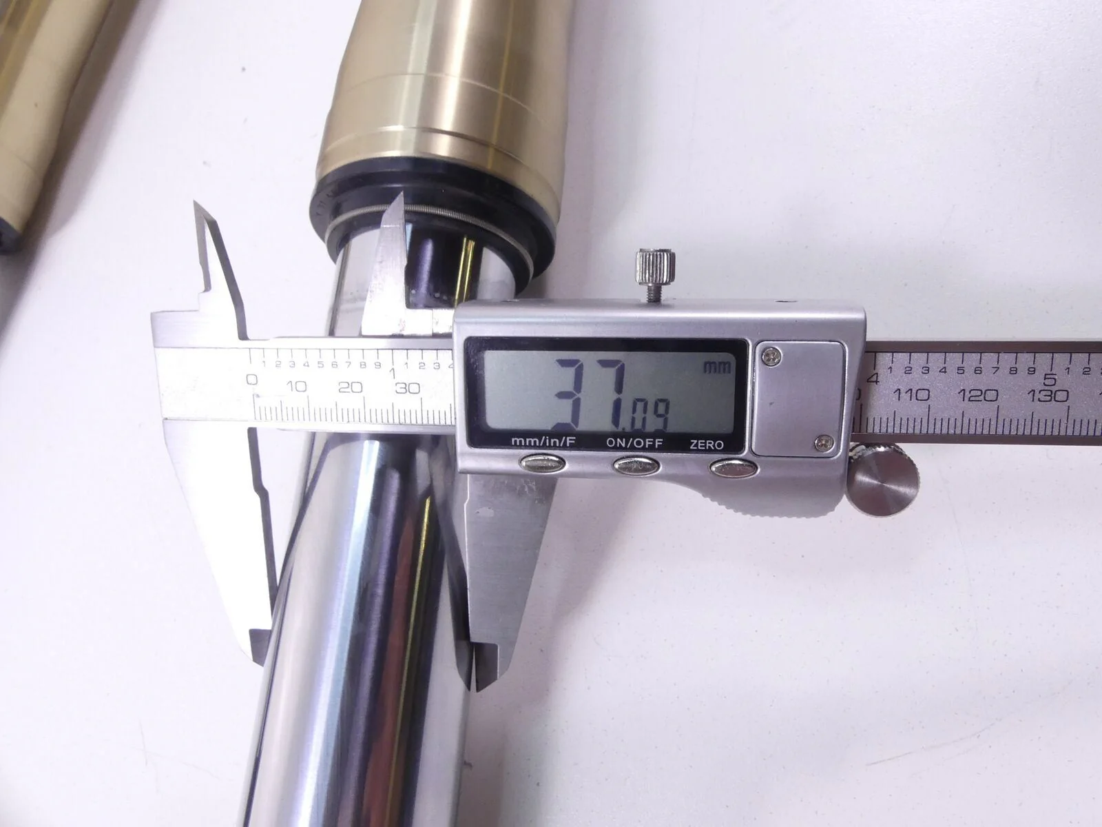 2013 BMW R1200GS GSW K50 Front Suspension Fork Leg Set 31428393004 31428404843 - Image 6