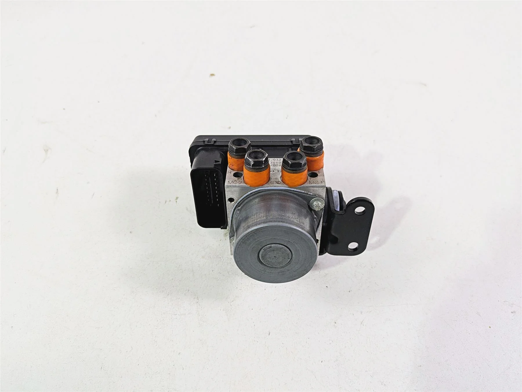 2013 Ducati Hypermotard 821 SP Abs Brake Pump Module 54240402A 54240331B
