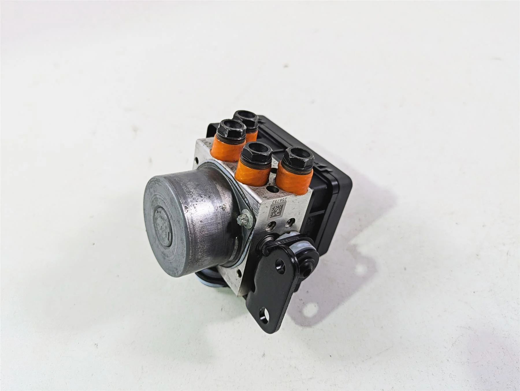 2013 Ducati Hypermotard 821 SP Abs Brake Pump Module 54240402A 54240331B - Image 12