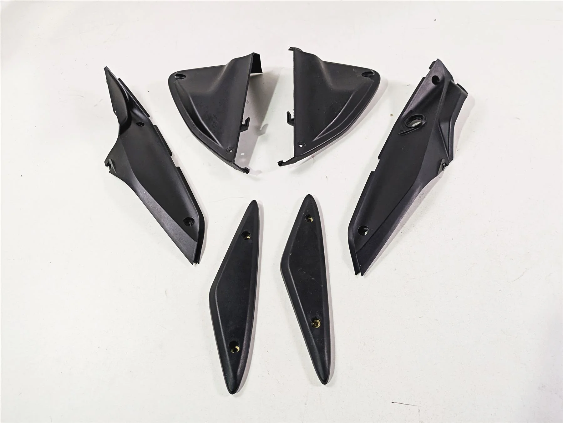 2013 Ducati Hypermotard 821 SP Engine Frame Infill Cover Fairing Set 48015711A