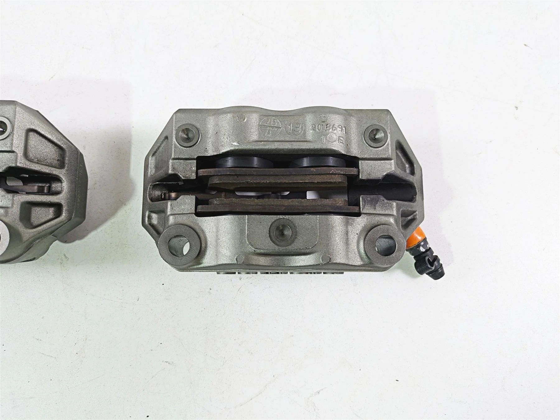 2013 Ducati Hypermotard 821 SP Front Brembo Brake Caliper Set 100mm 61041292C - Image 9