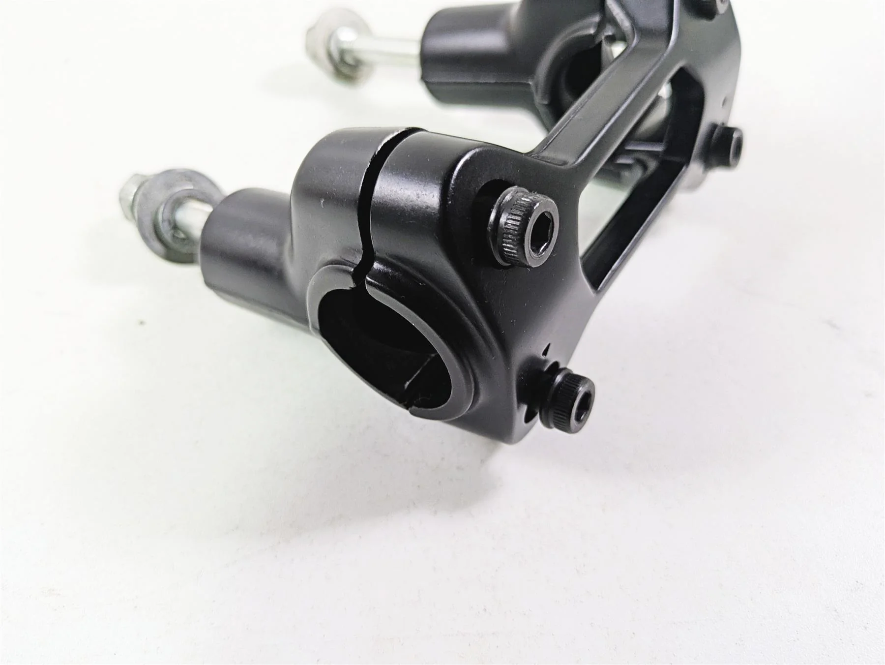 2013 Ducati Hypermotard 821 SP Handlebar Handle Bar Risers Set 36011451AA - Image 10