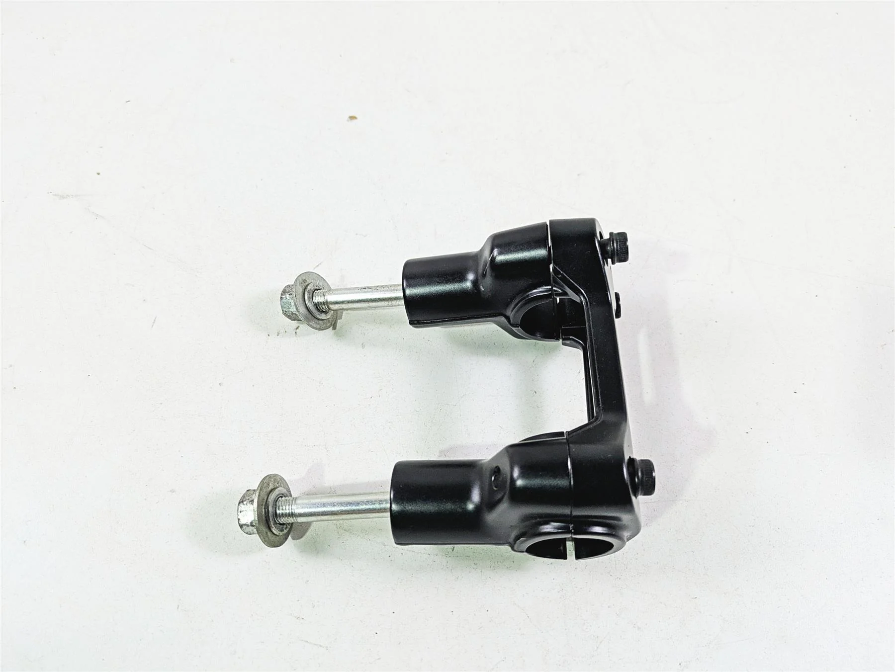 2013 Ducati Hypermotard 821 SP Handlebar Handle Bar Risers Set 36011451AA - Image 2