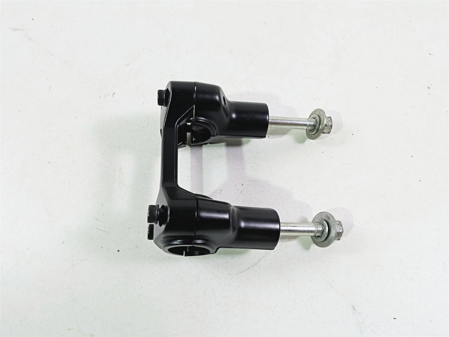 2013 Ducati Hypermotard 821 SP Handlebar Handle Bar Risers Set 36011451AA - Image 4
