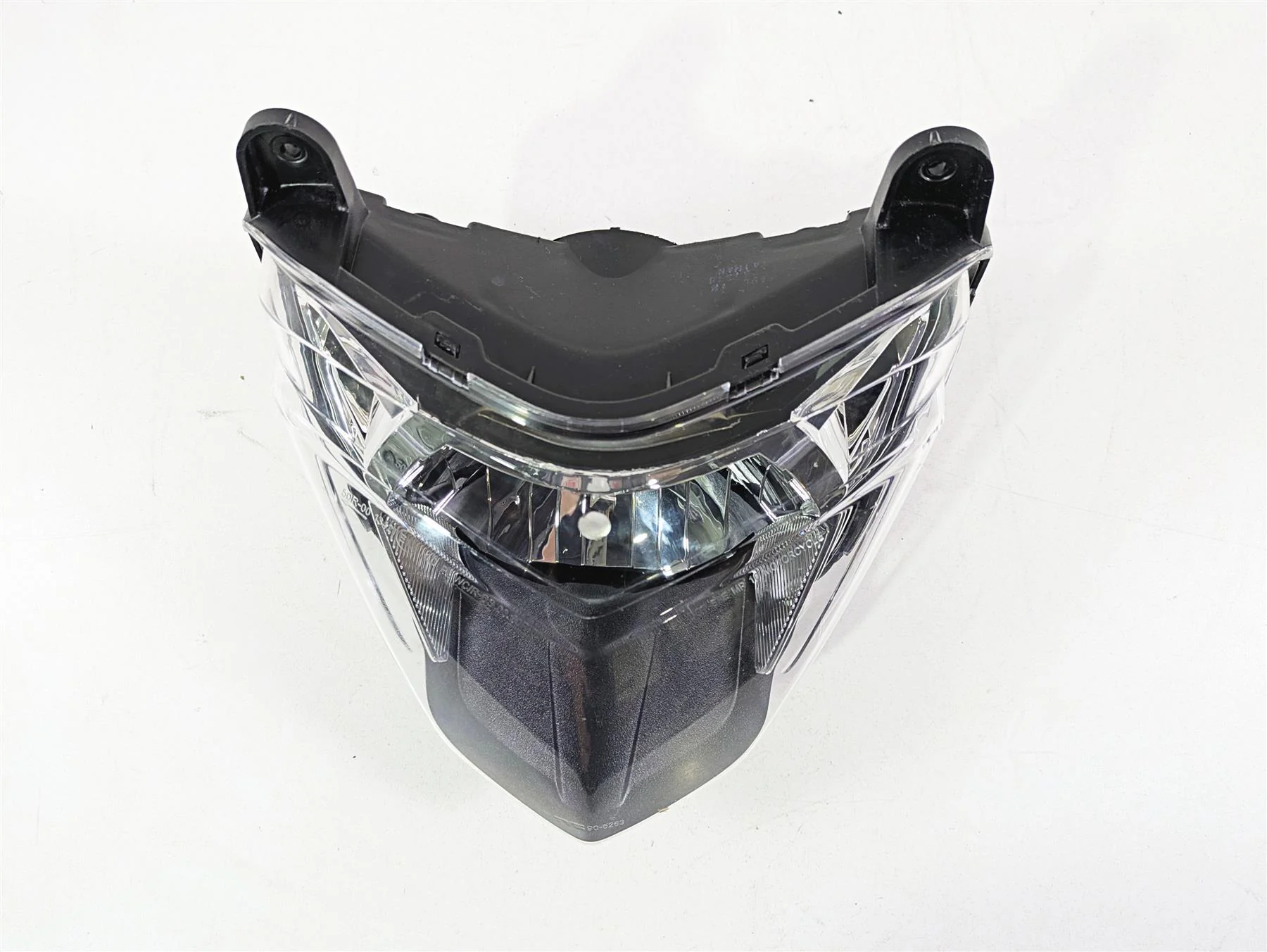 2013 Ducati Hypermotard 821 SP Headlight Head Light Lamp 52010243A - Image 5