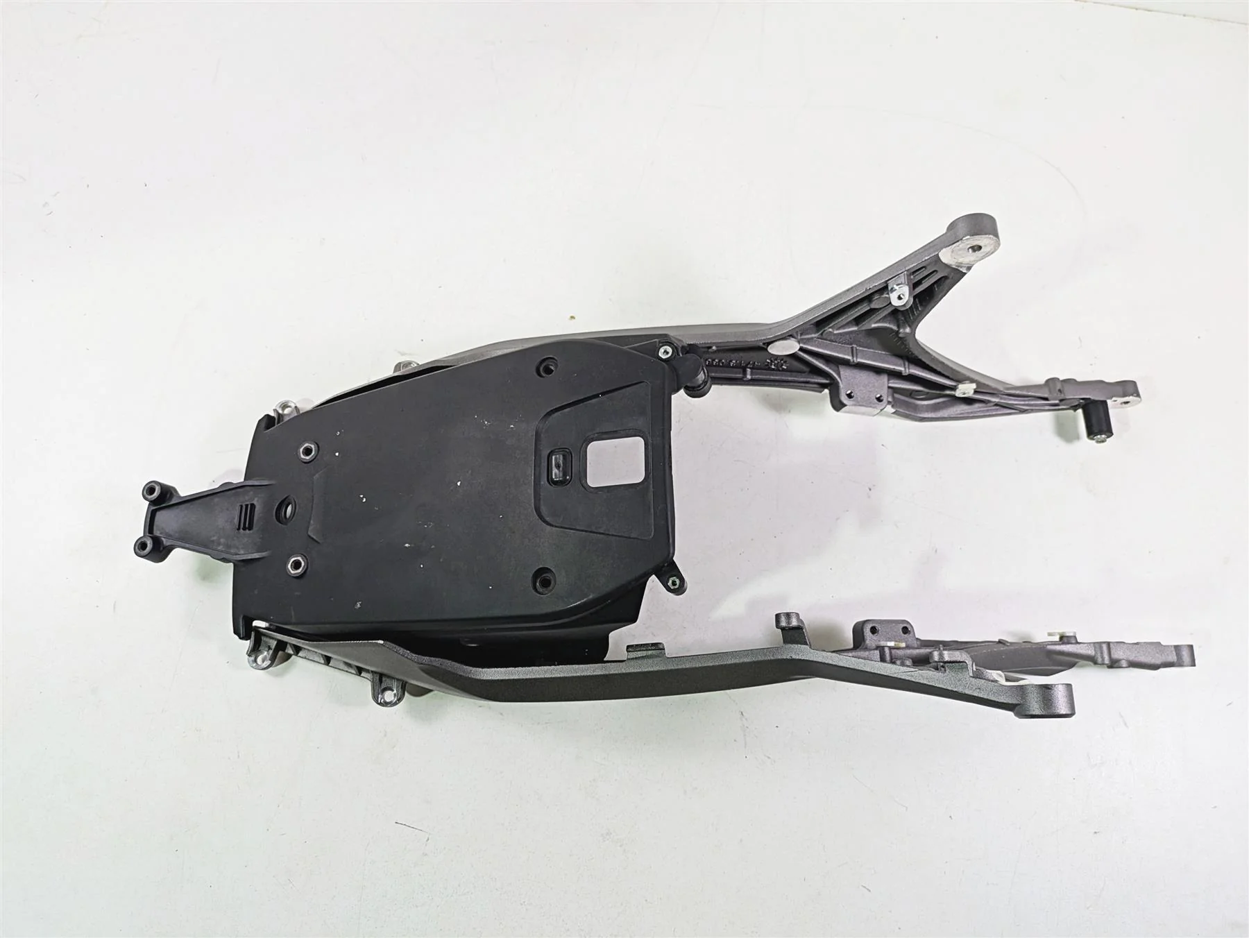 2013 Ducati Hypermotard 821 SP Rear Subframe Inner Fender Set 47110351BA - Image 12