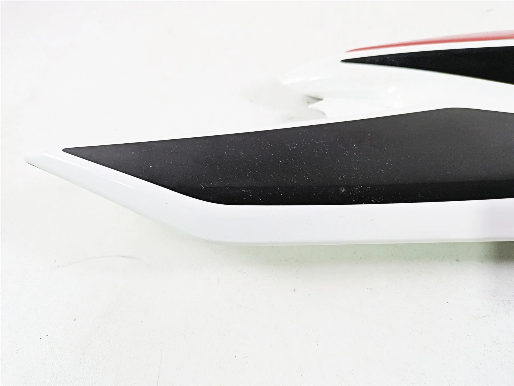 2013 Ducati Hypermotard 821 SP Right Side Tank Main Cover Fairing 48015691AH - Image 8