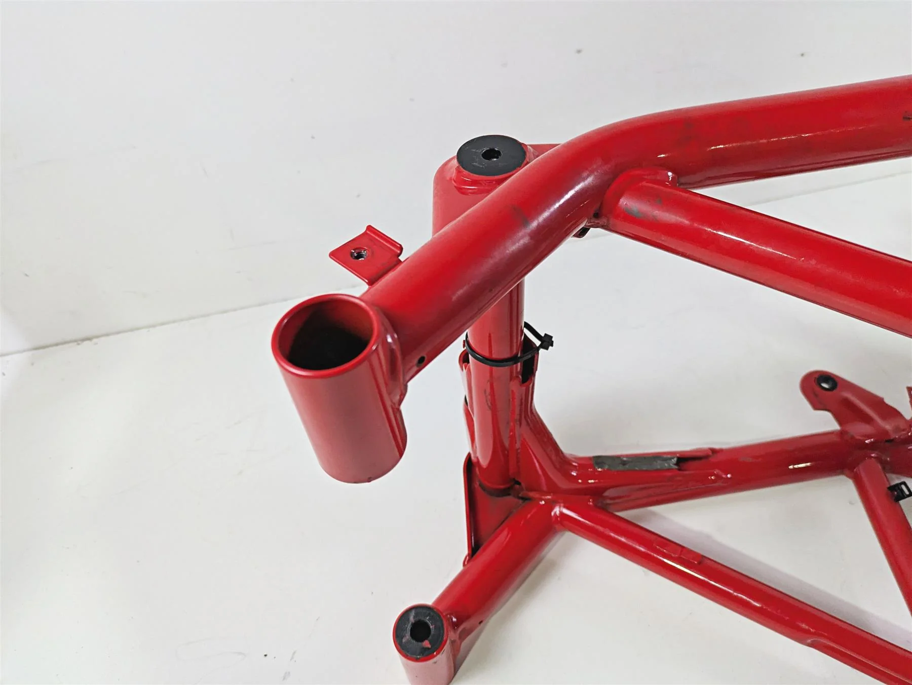 2013 Ducati Hypermotard 821 SP Straight Main Frame Chassis With Texas Salvage Title 470P7141EA - Image 10