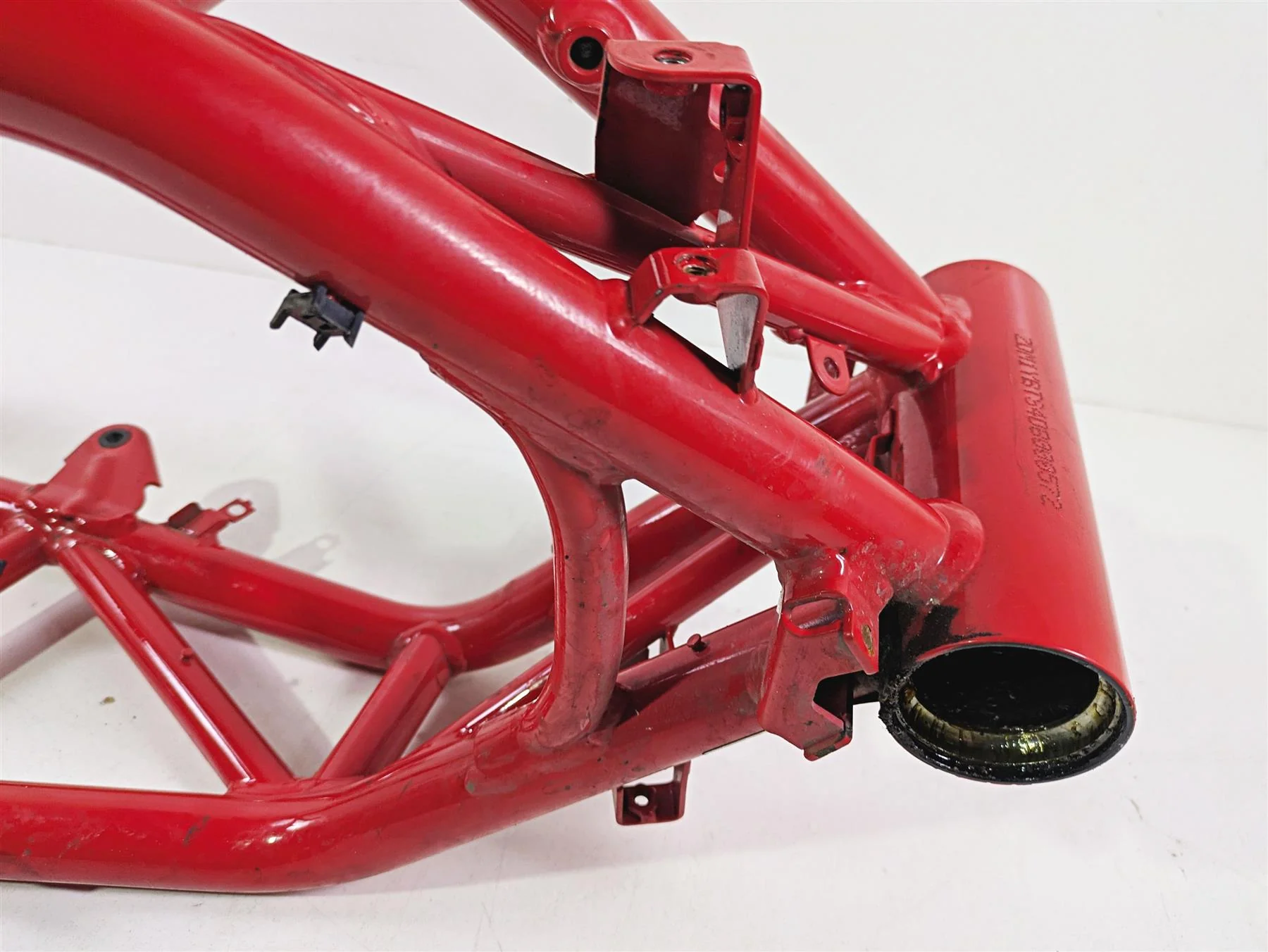 2013 Ducati Hypermotard 821 SP Straight Main Frame Chassis With Texas Salvage Title 470P7141EA - Image 11