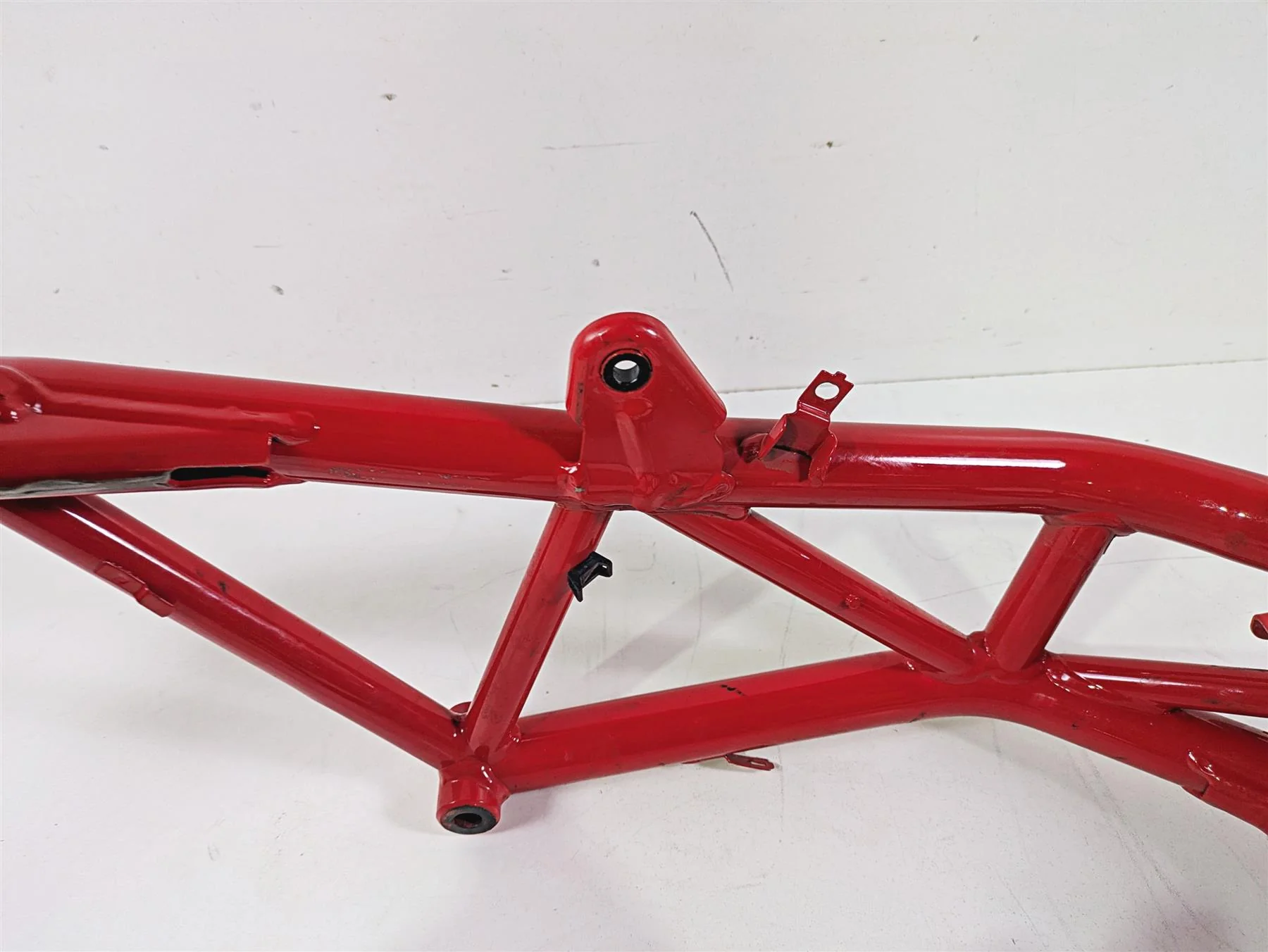 2013 Ducati Hypermotard 821 SP Straight Main Frame Chassis With Texas Salvage Title 470P7141EA - Image 5