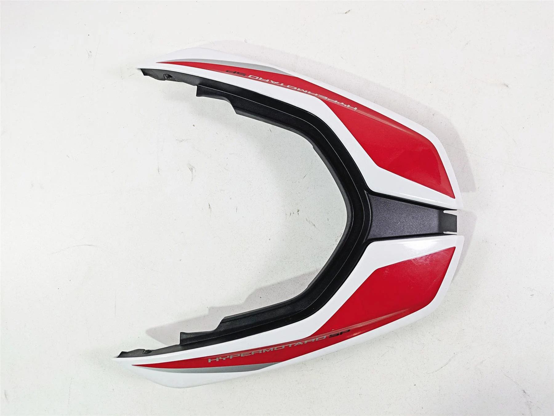 2013 Ducati Hypermotard 821 SP Tail Bracket Cover Fairing Set 48311741A - Image 6