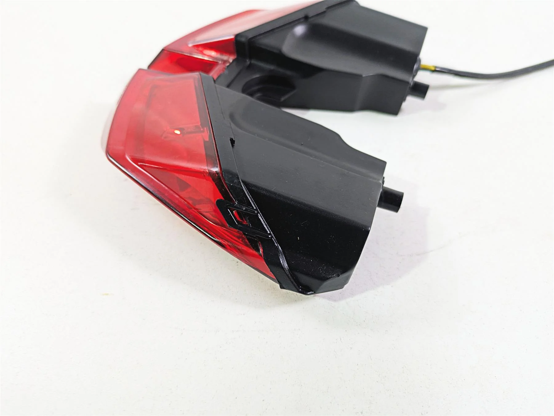 2013 Ducati Hypermotard 821 SP Taillight Tail Light & Wiring - Read 52510452B - Image 11