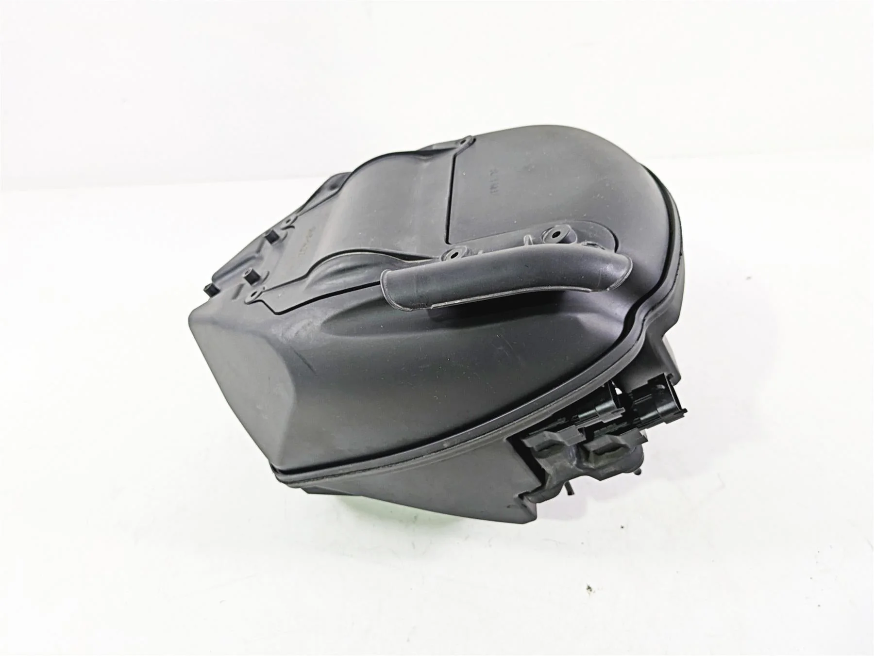 2013 Ducati Hyperstrada 821 Air Box Cleaner Breather & Sensors 44212691B - Image 5
