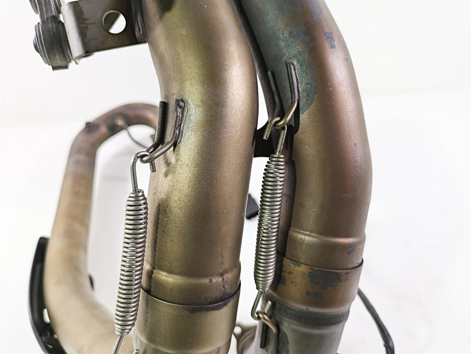 2013 Ducati Hyperstrada 821 Exhaust Header & Servo Motor Set -Dents 57013291B - Image 11