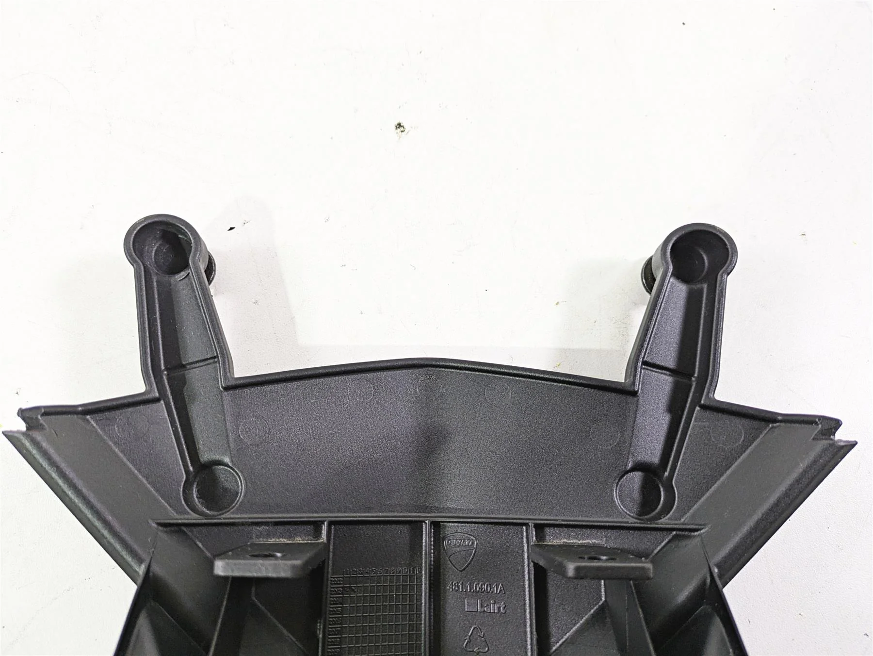 2013 Ducati Hyperstrada 821 Front Windshield Stay Holder Mount 48110901A - Image 9