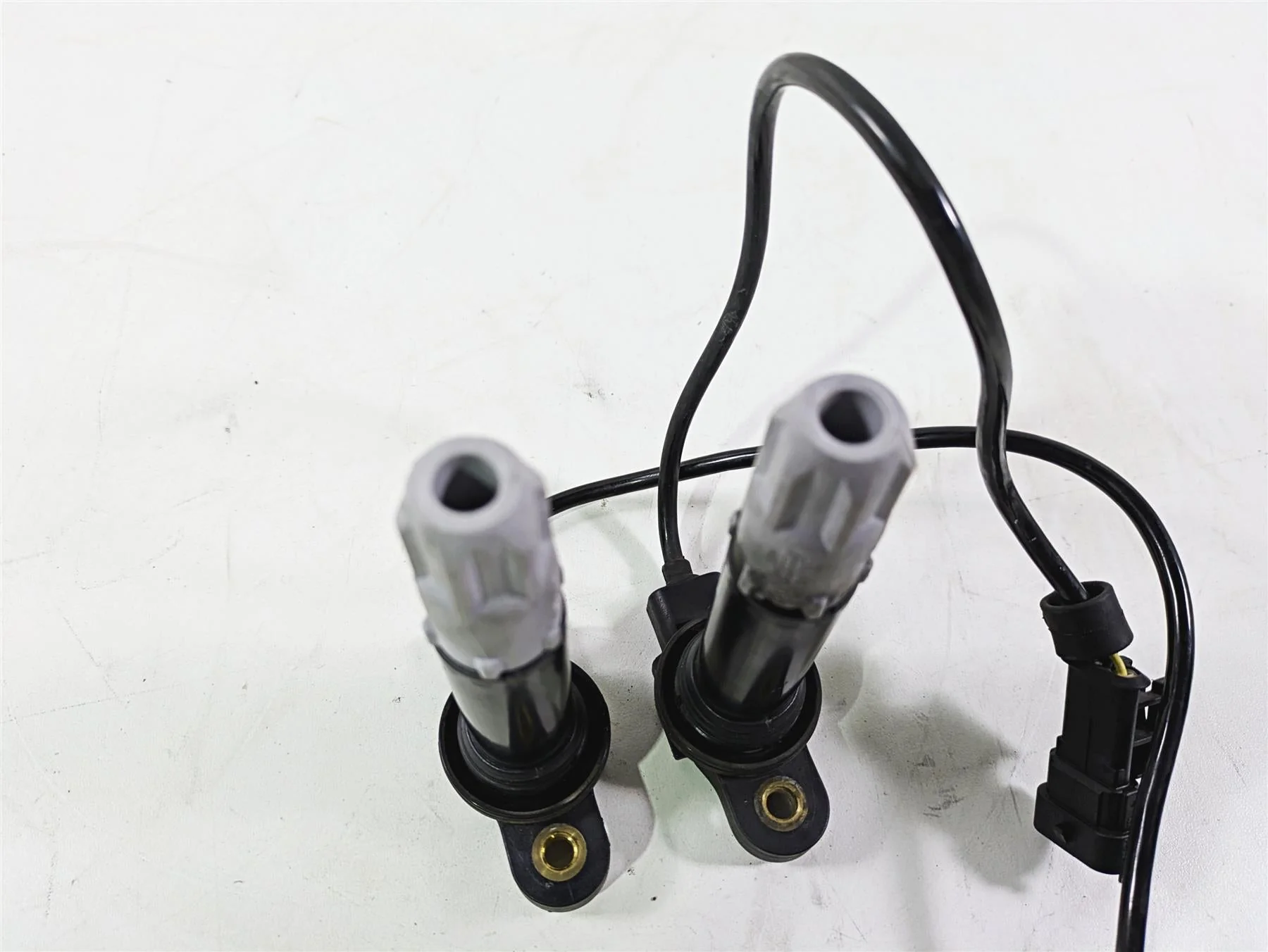 2013 Ducati Hyperstrada 821 Ignition Coil Beru Set 38010145B - Image 12