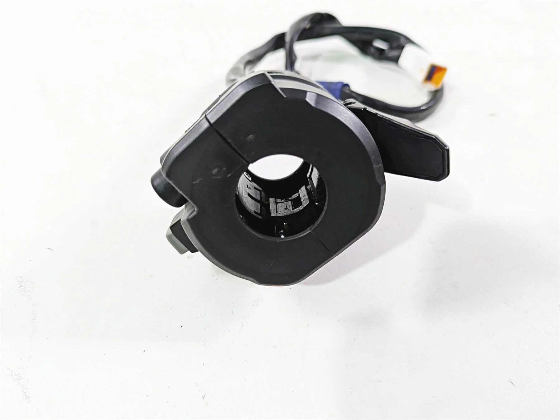 2013 Ducati Hyperstrada 821 Left Hand Control Switch Light Horn 65110141A - Image 9