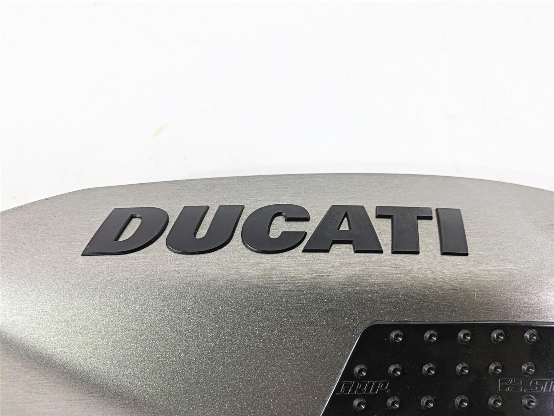 2013 Ducati Hyperstrada 821 Left Tank Cover Fairing Wrapped -Read 480P5681 - Image 4