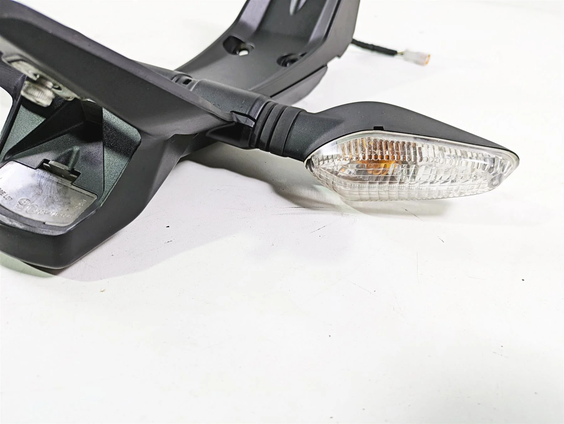 2013 Ducati Hyperstrada 821 Rear Blinker Turn Signal Set 56110571A 56110561B - Image 10