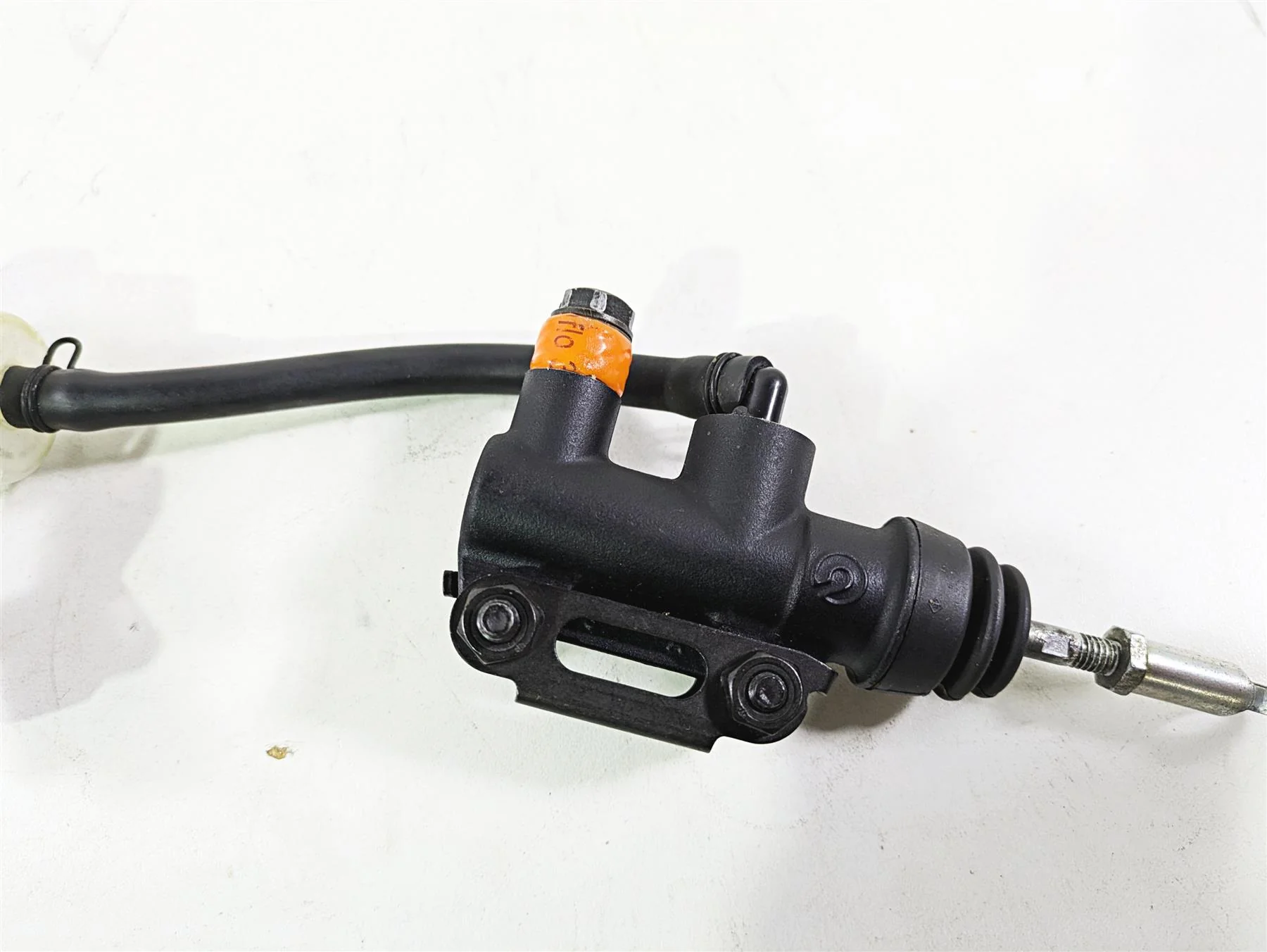 2013 Ducati Hyperstrada 821 Rear Brembo Brake Master Cylinder 62540041A - Image 11