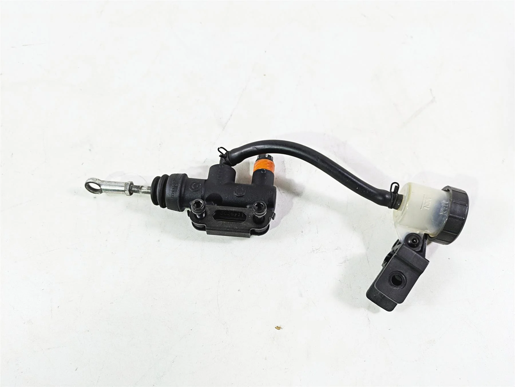 2013 Ducati Hyperstrada 821 Rear Brembo Brake Master Cylinder 62540041A - Image 3